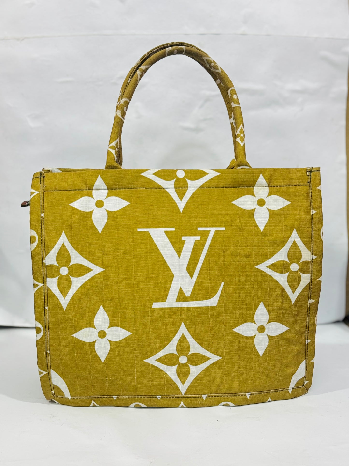 LV |Zipper Tote Bag