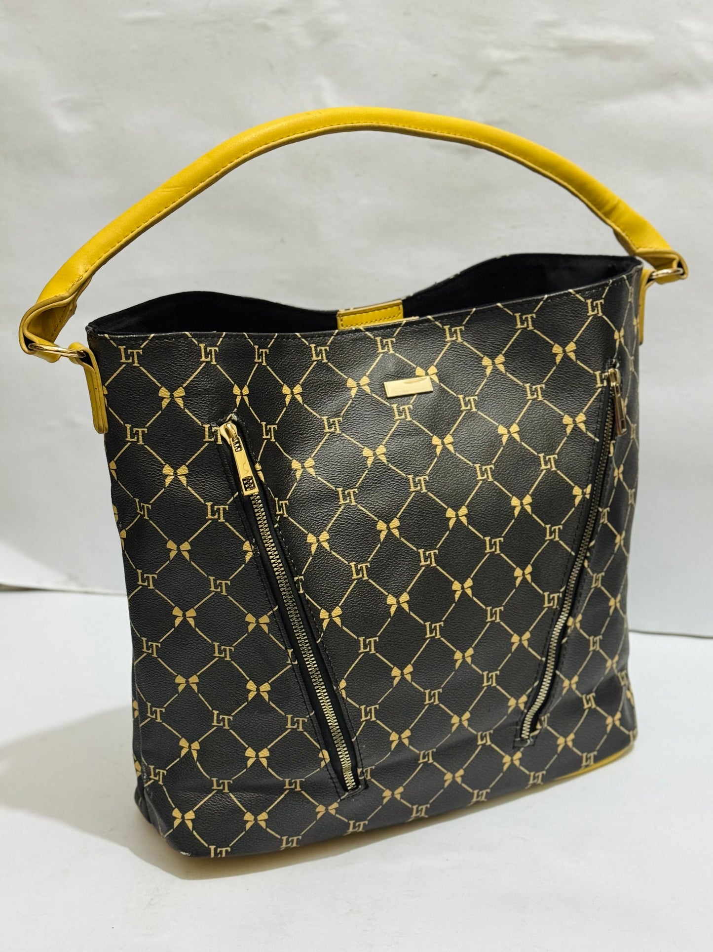 BUTTON TOTE BAG