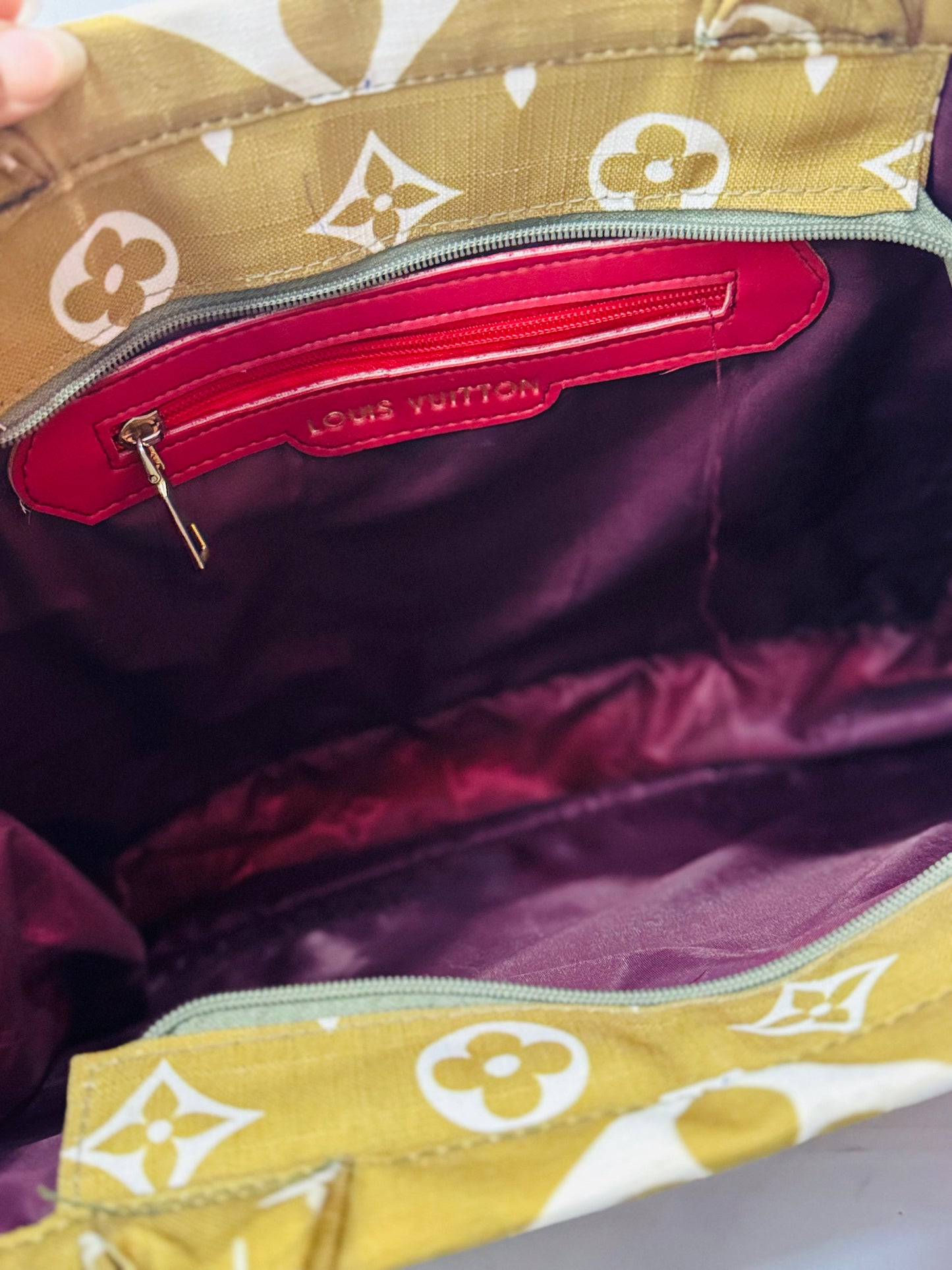 LV |Zipper Tote Bag