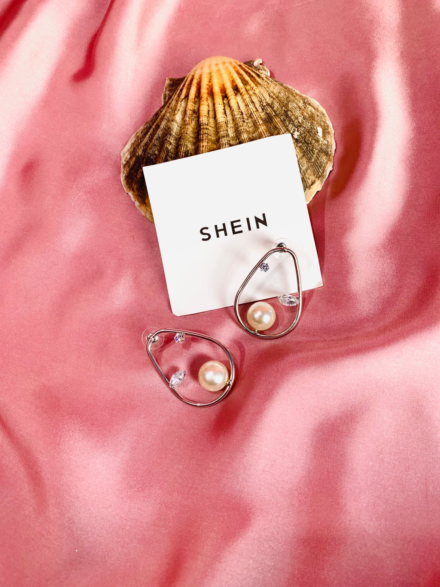 SHEIN | Pearl Earring