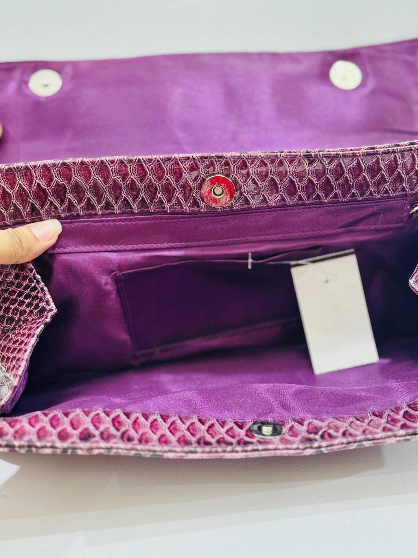 LONG | CLUTCH
