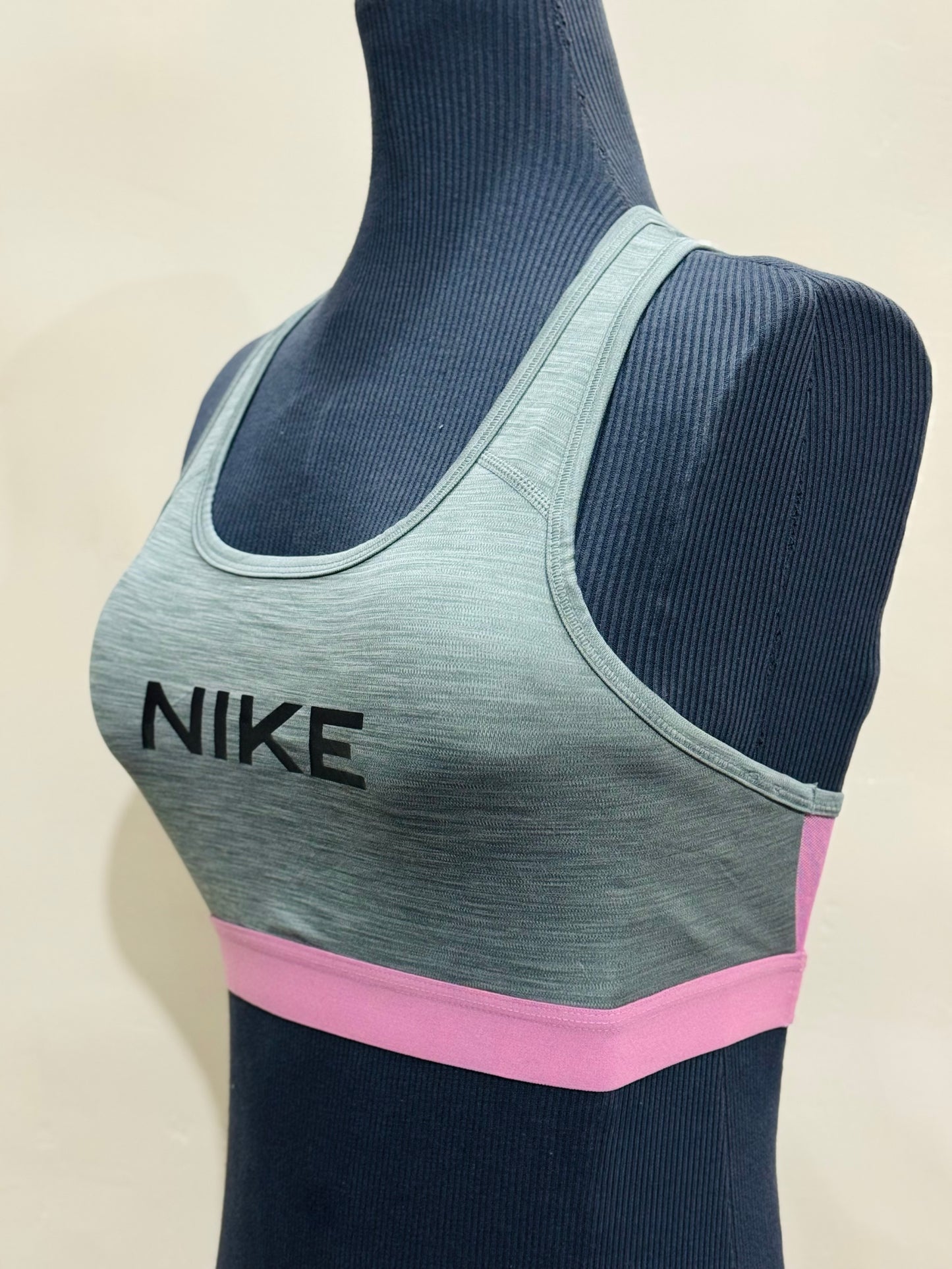 NIKE✔️