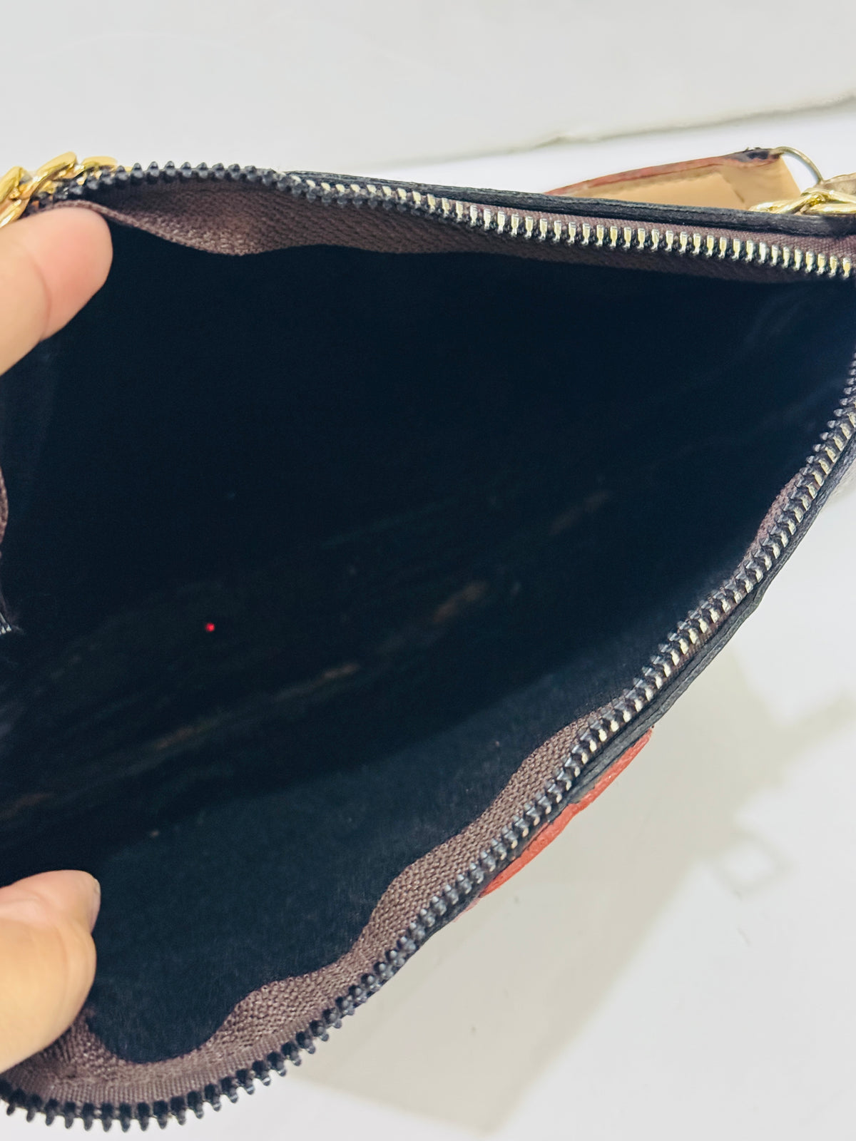 LV