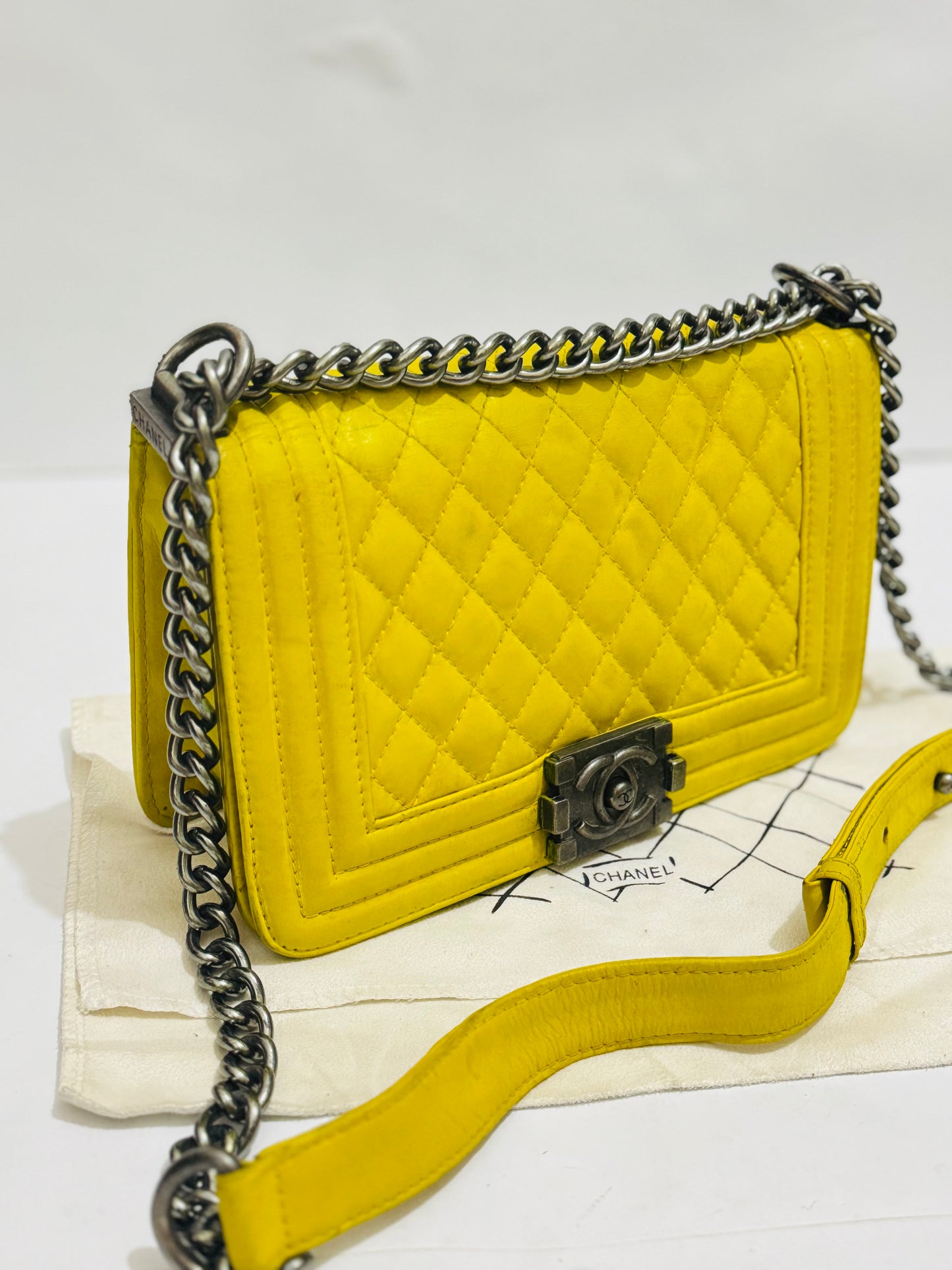 CHANEL |Flip Bag