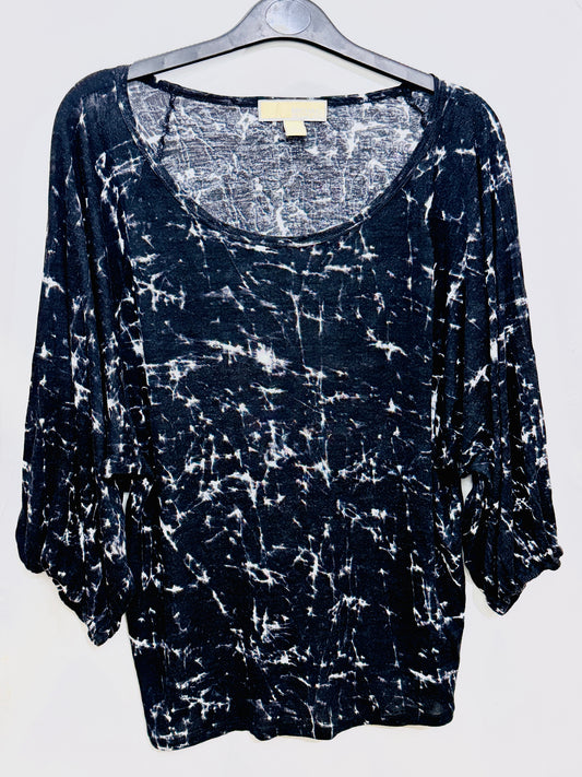 MK | Size : M/L