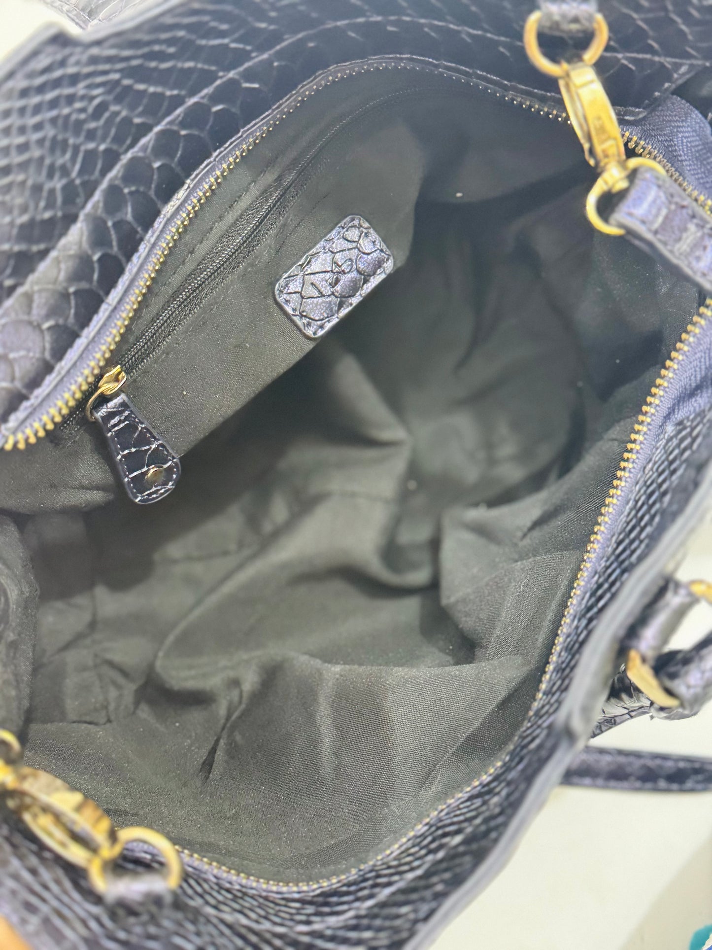 Lpb woman |leather satchel bag