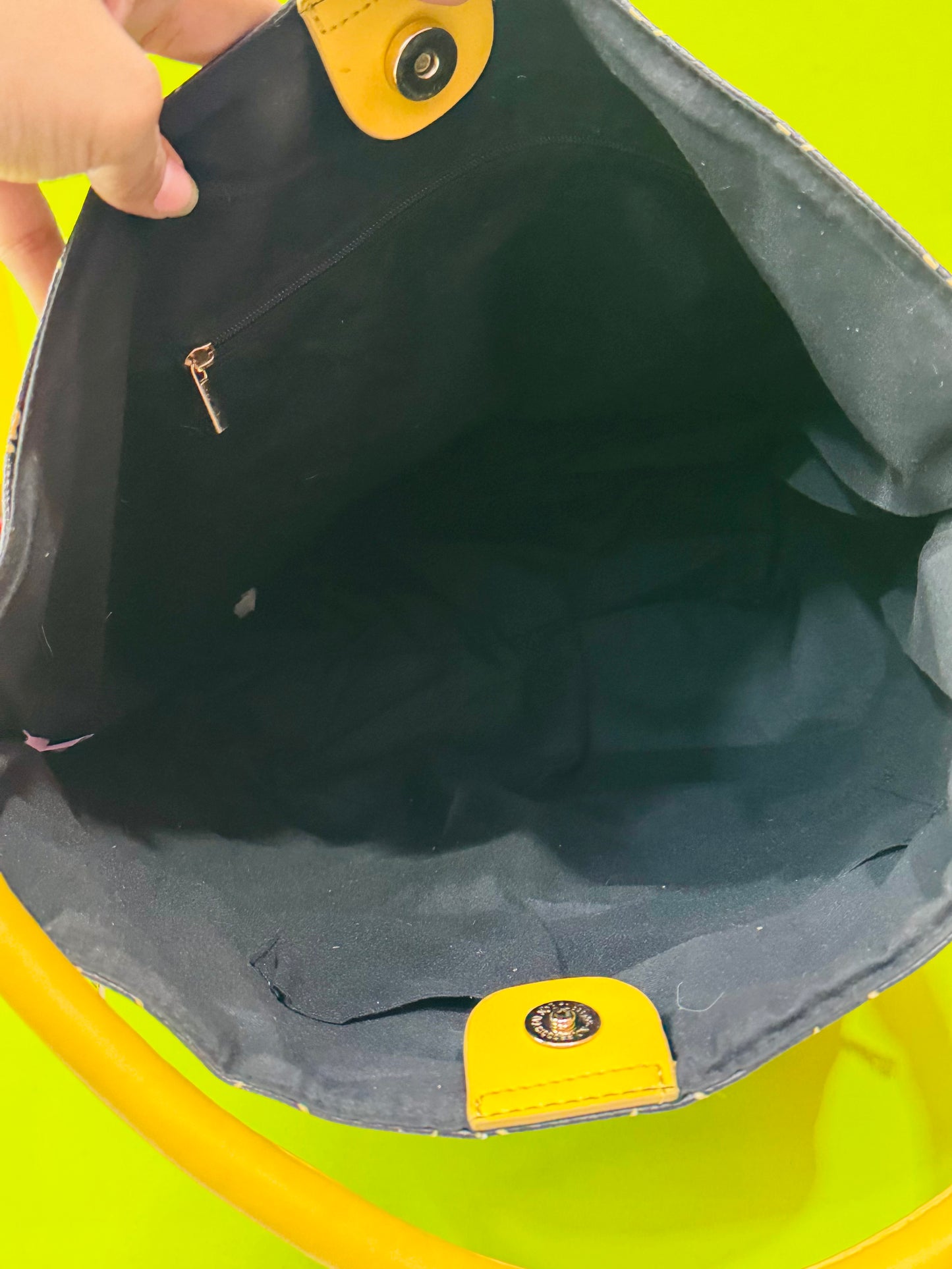 LT | Tote