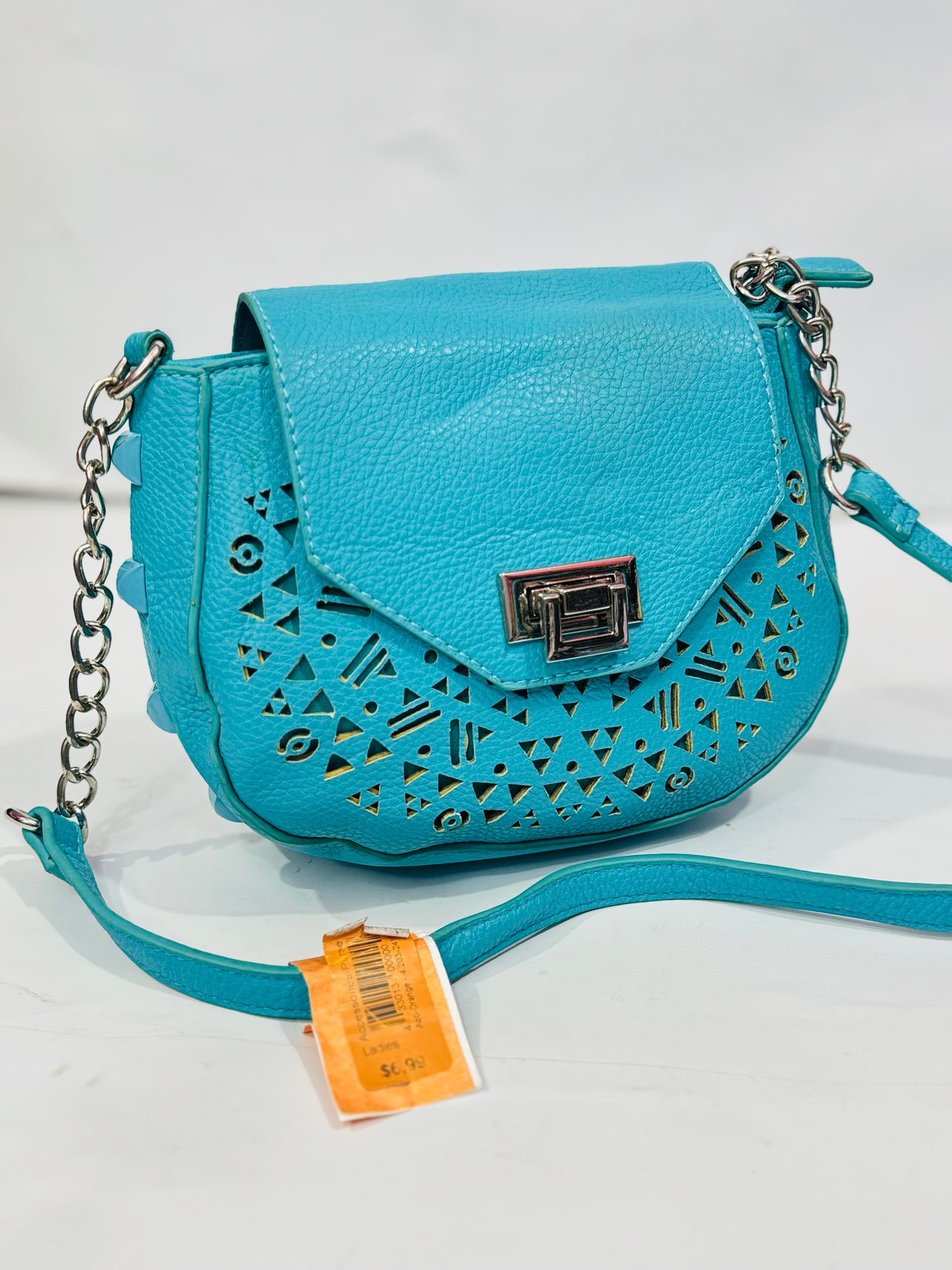 C Leather |Flip Crossbody