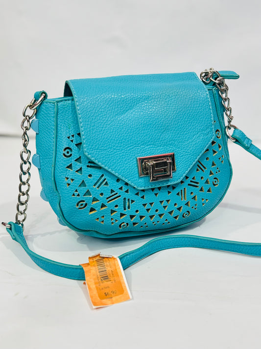C Leather |Flip Crossbody
