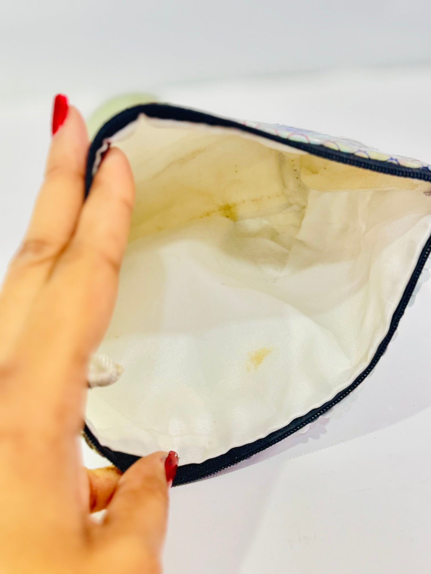 Magic pouch