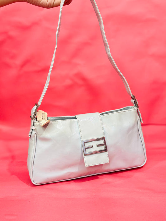 QS |Tag🏷️ Shoulder bag