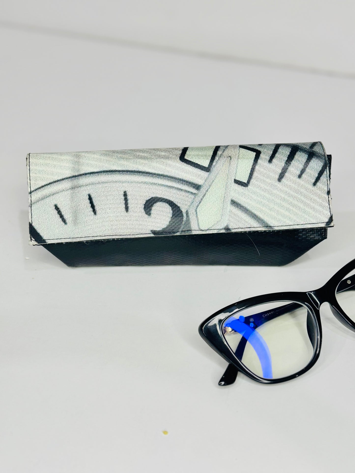 Glasses | Case