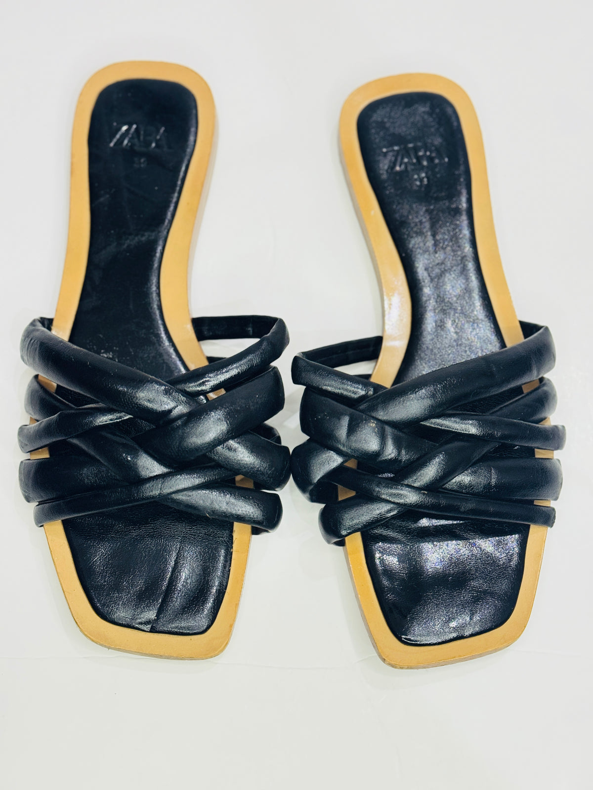 ZARA | 39