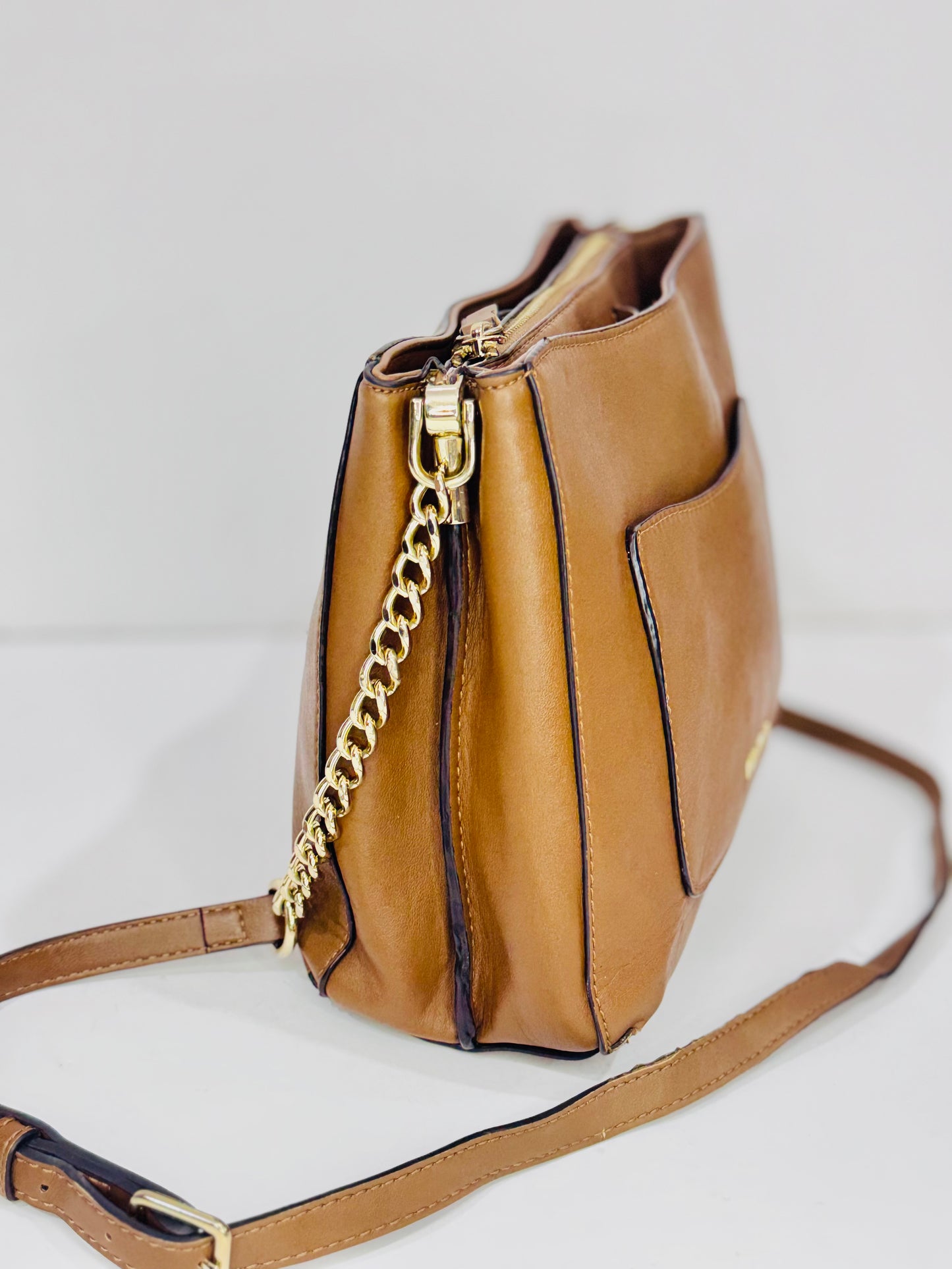 NINE WEST