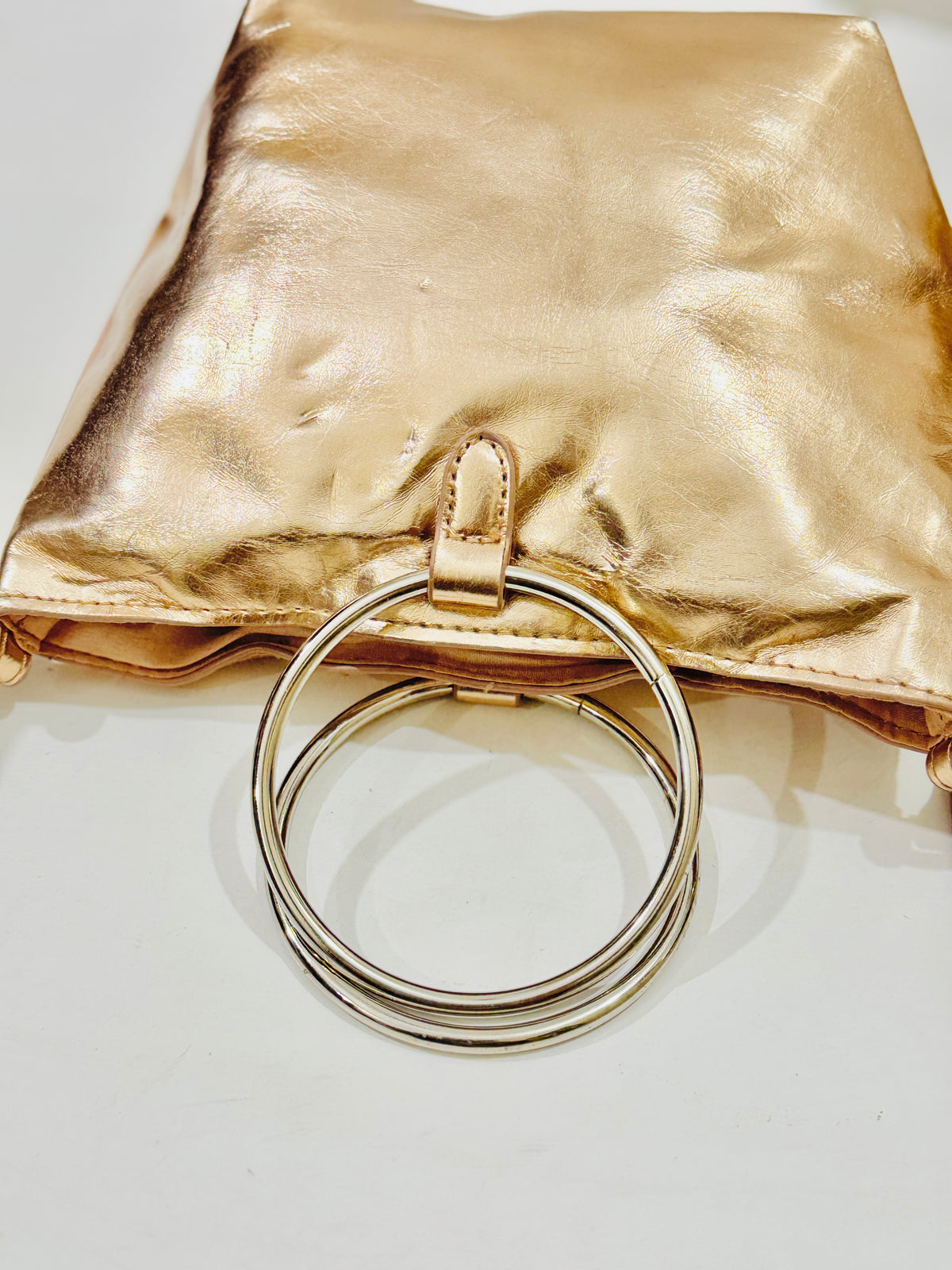 BANGLE | BUCKET BAG