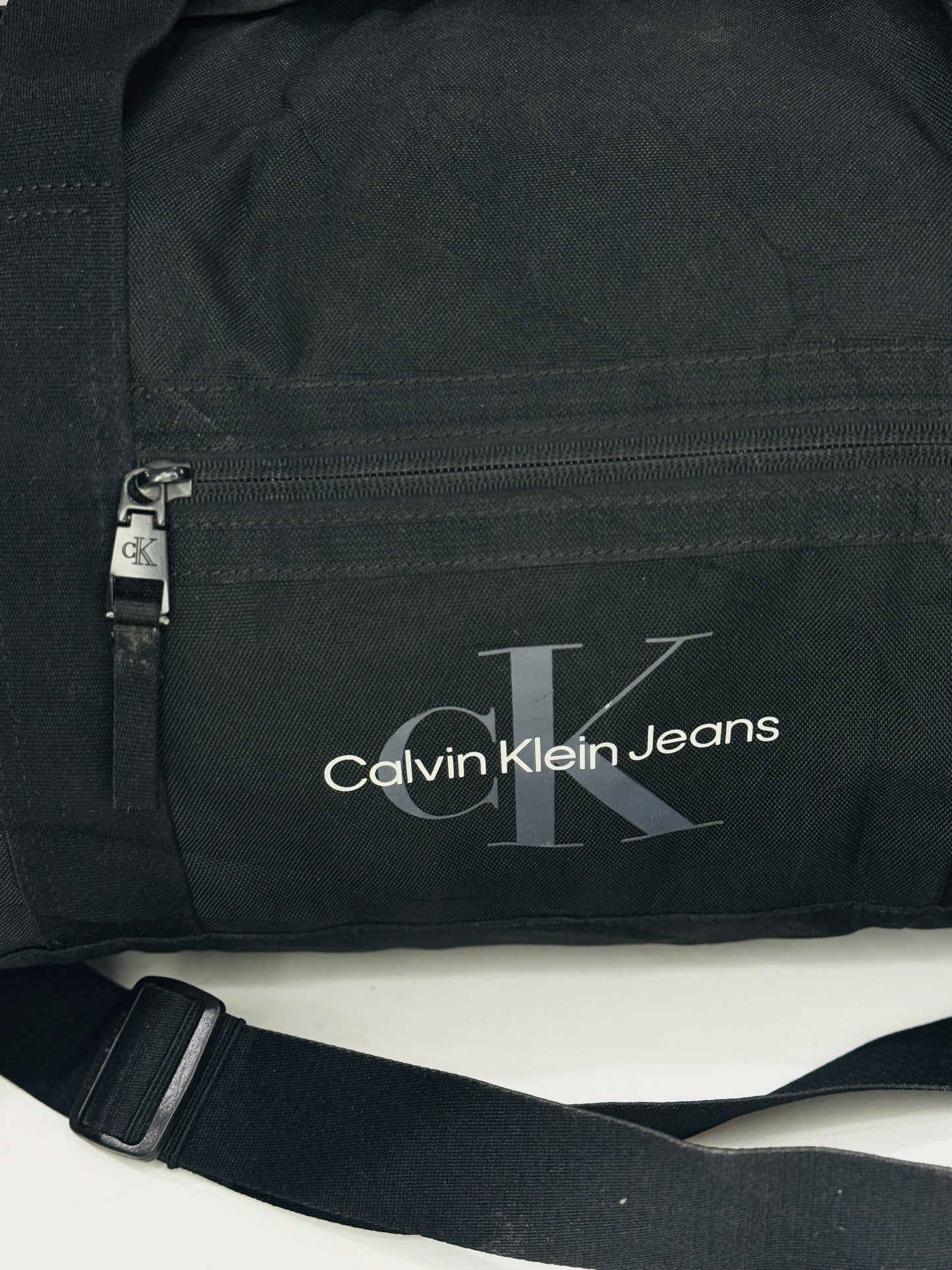CALVIN KLEIN