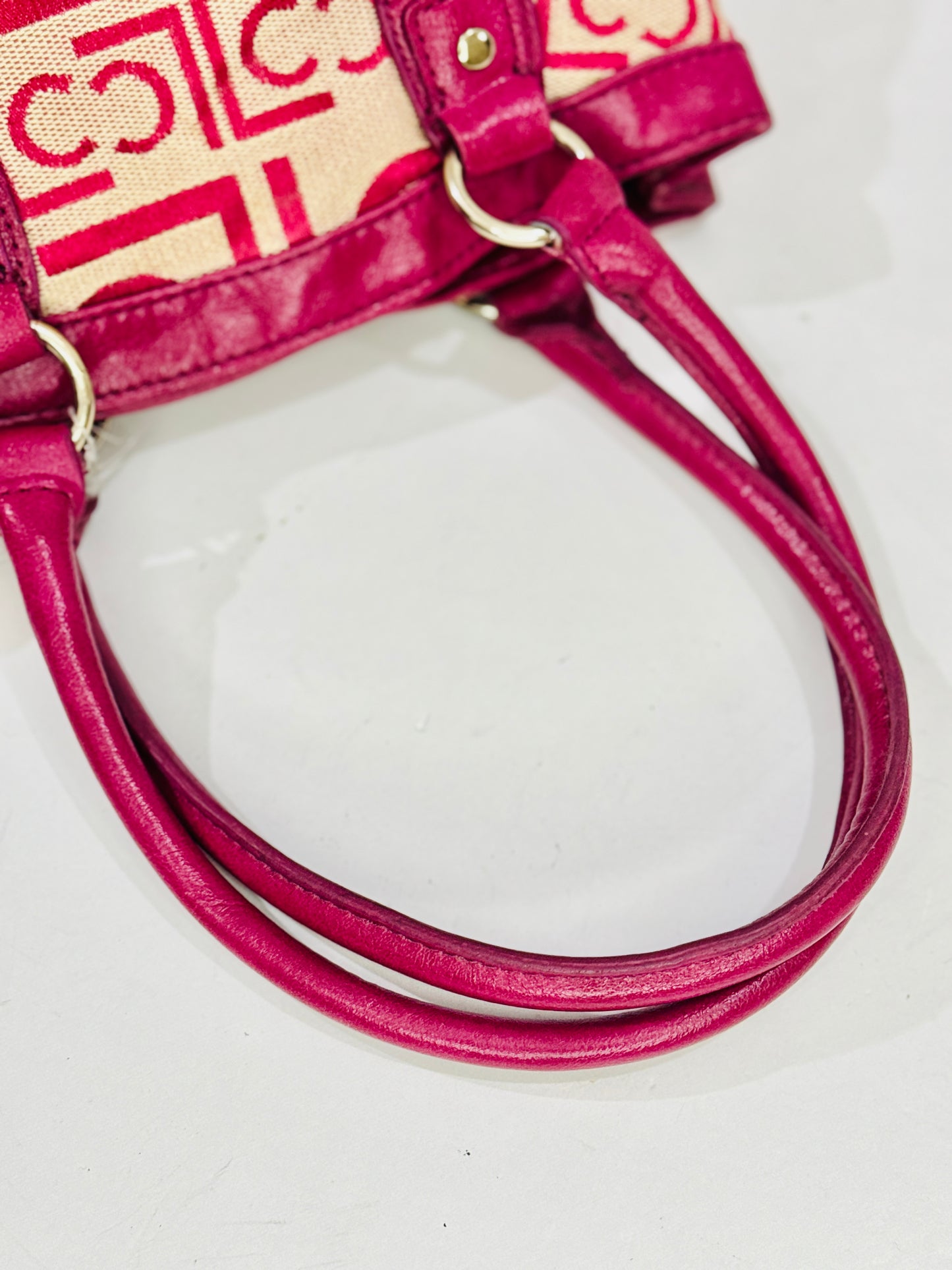 LIZ CLAIBORNE