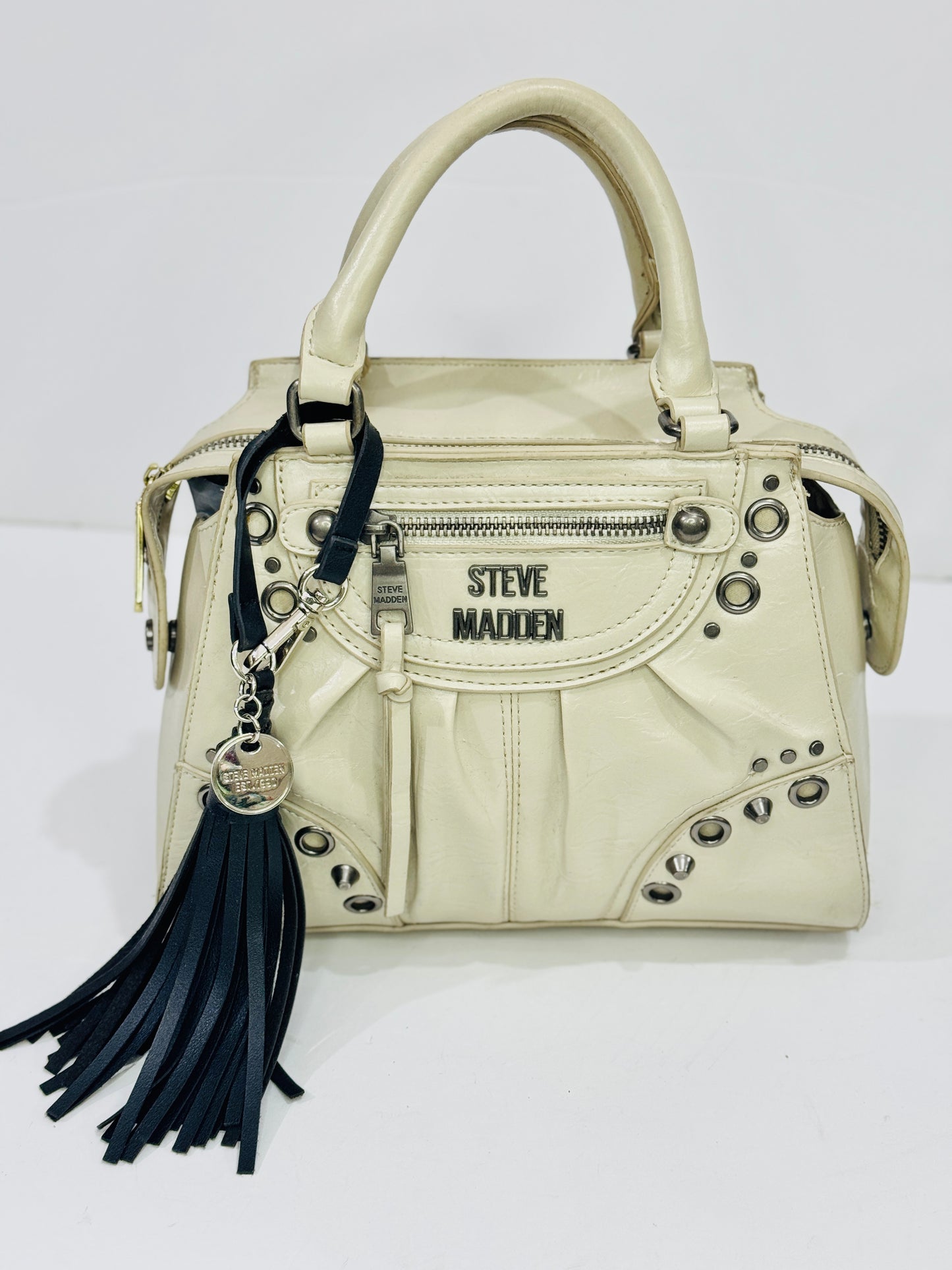 STEVE MADDEN
