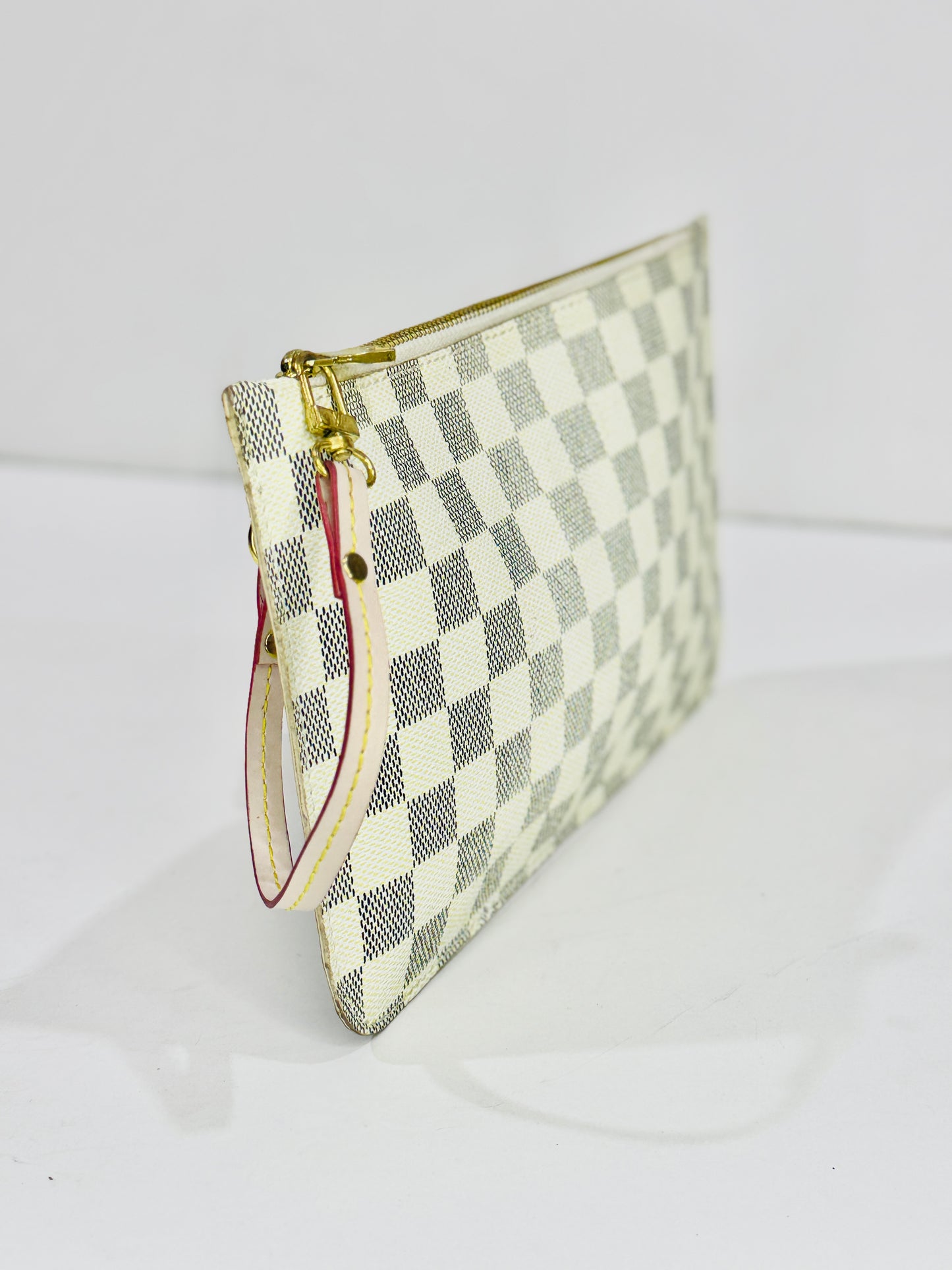 LV