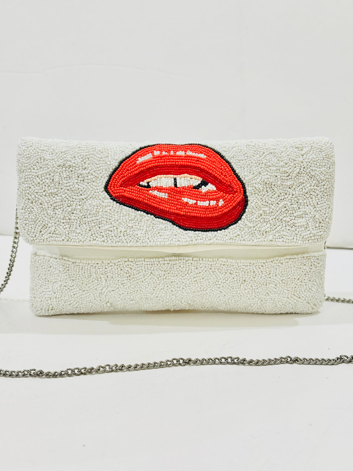 BEADED LIPS | BAG