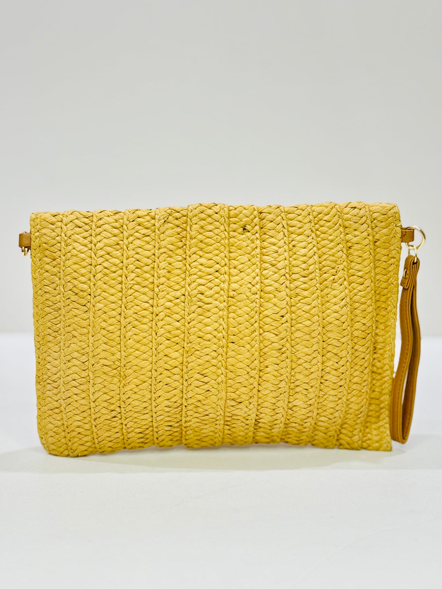 STRAW | CLUTCH