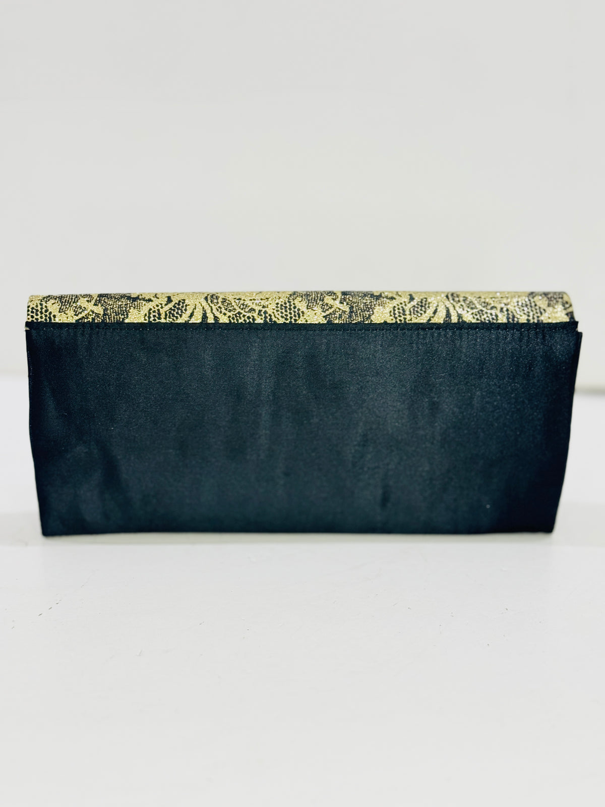 AVON GOLD | CLUTCH
