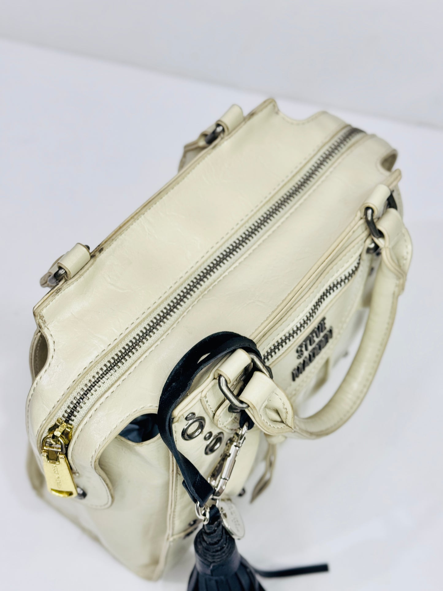 STEVE MADDEN