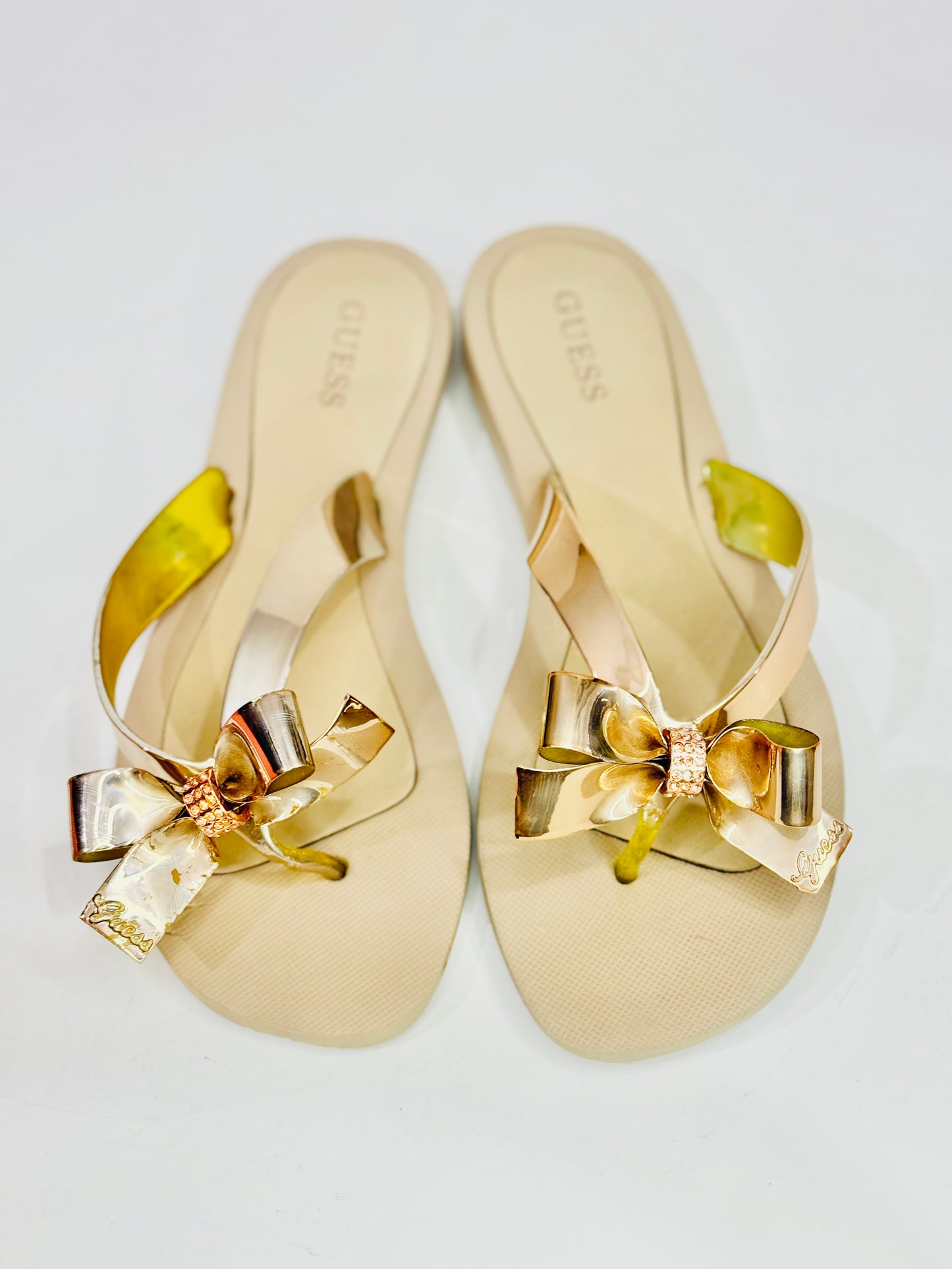 GUESS | 39/40