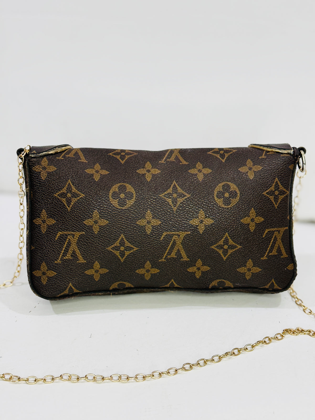 LV