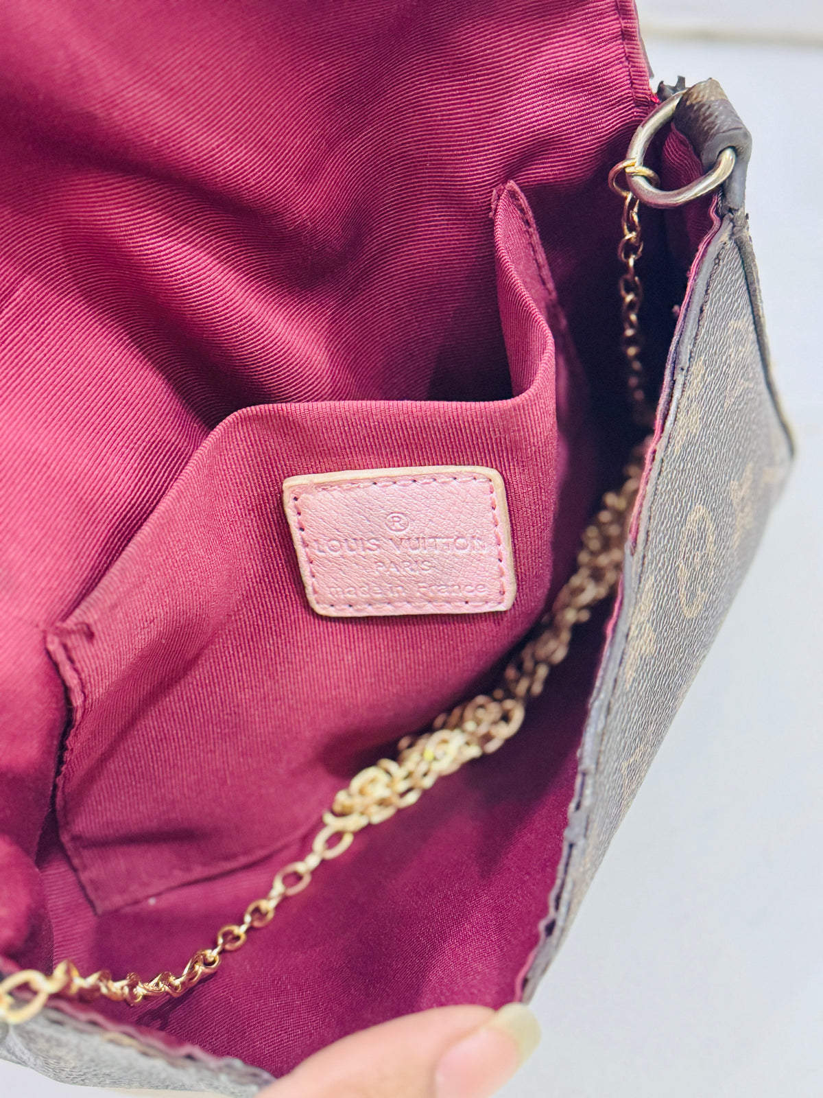 LV