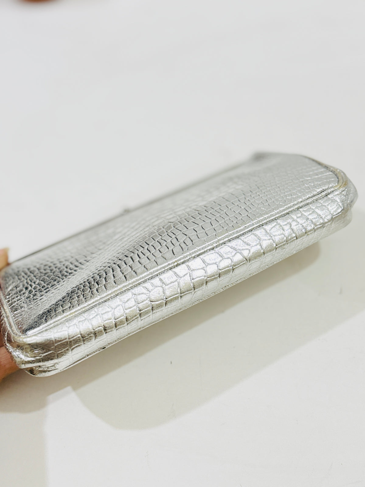 CROC | SILVER CLUTCH