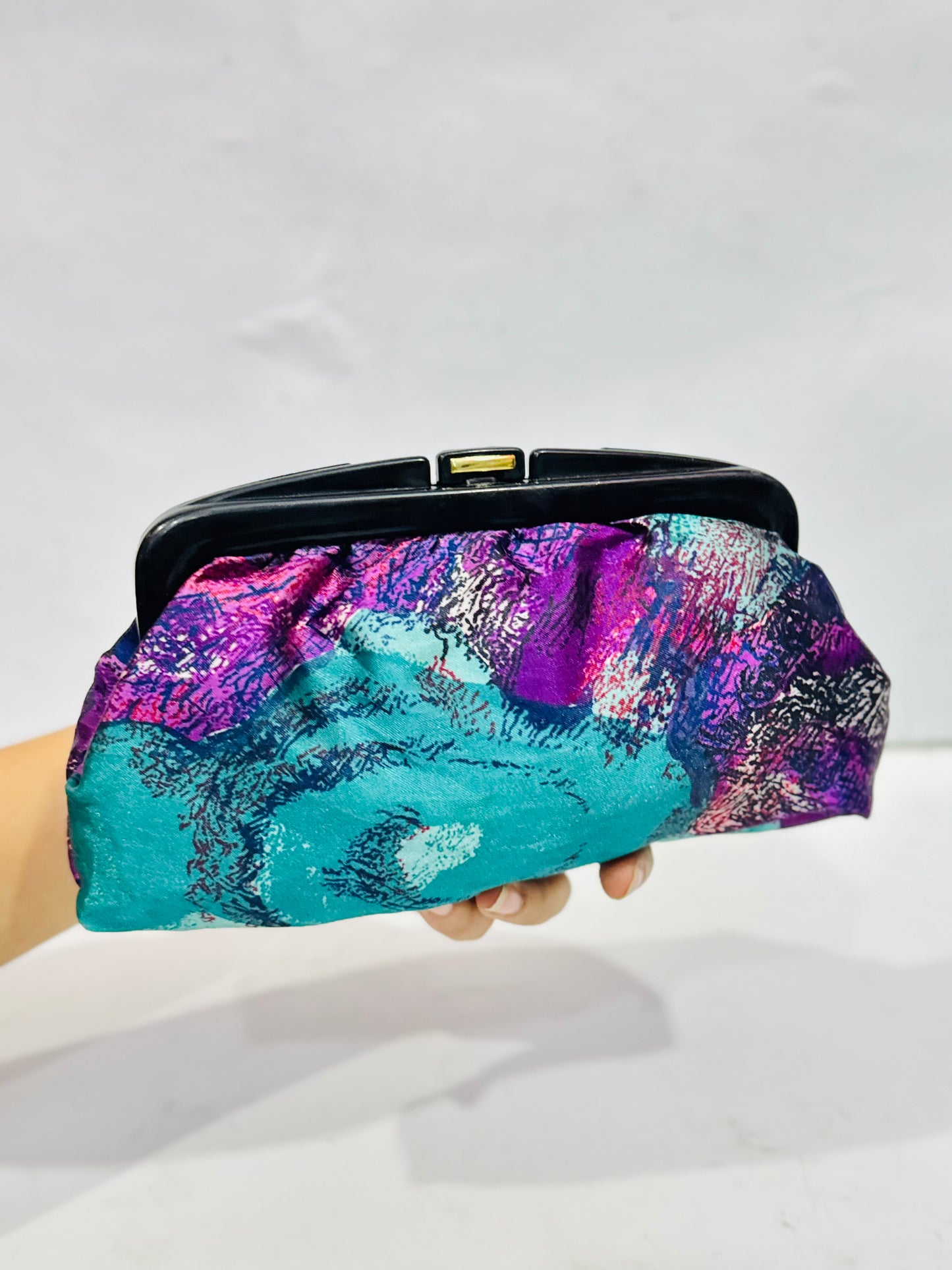 Silk |Clutch