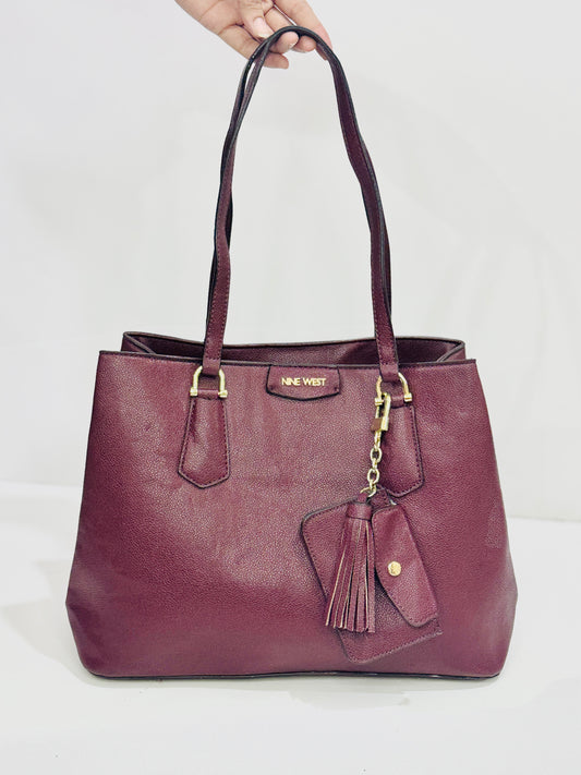 NINE WEST