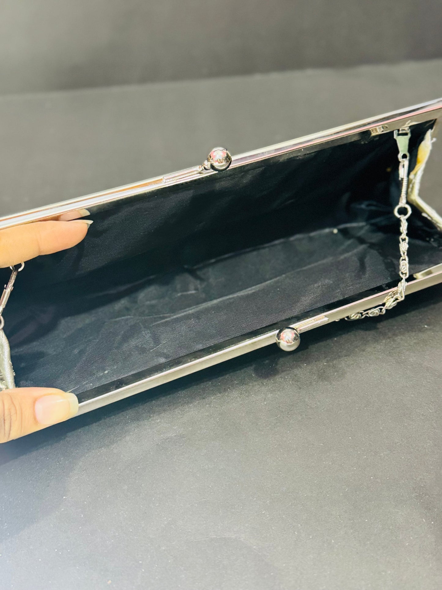 Silver | Long Clutch