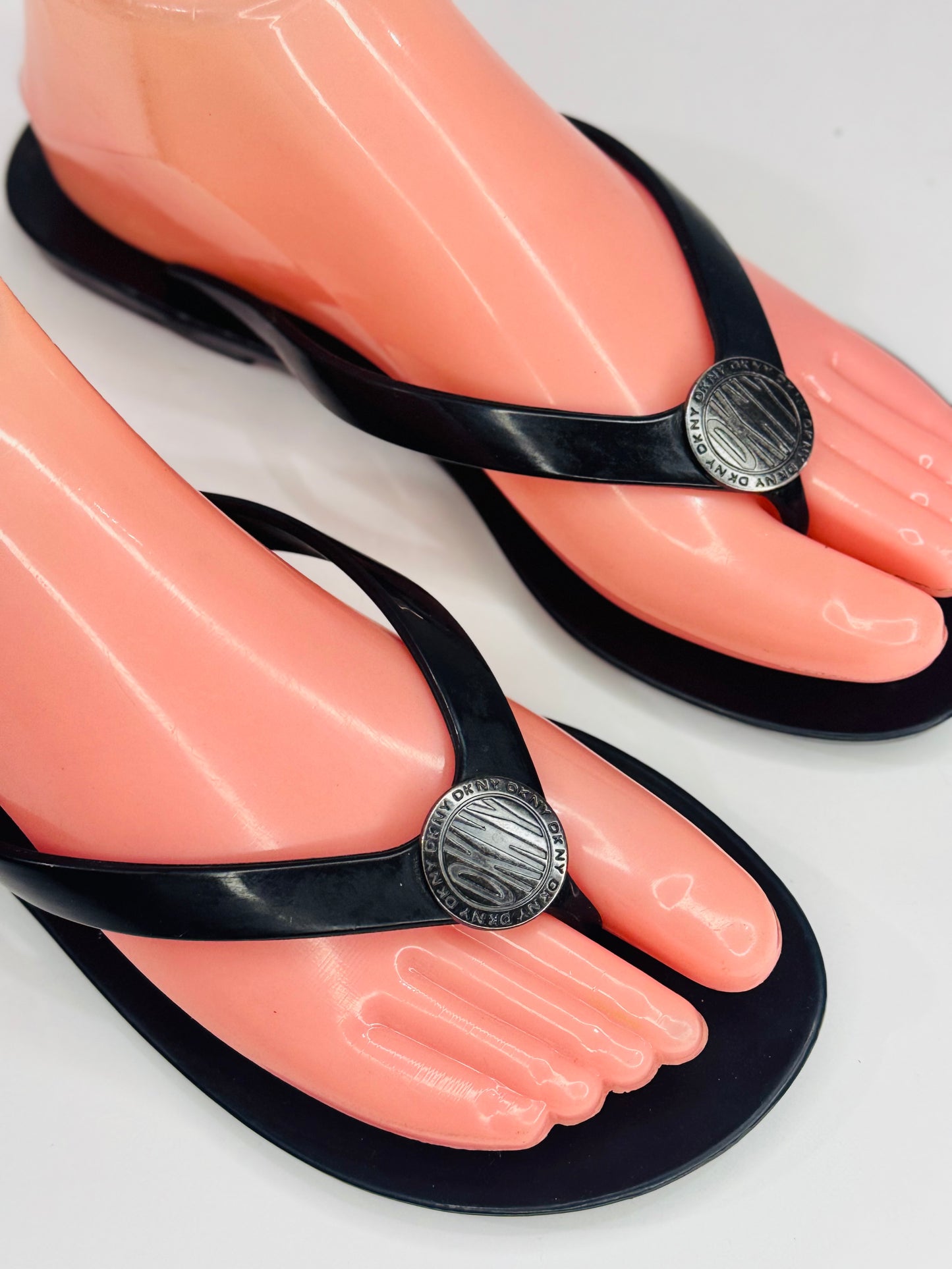 DKNY | 37/38