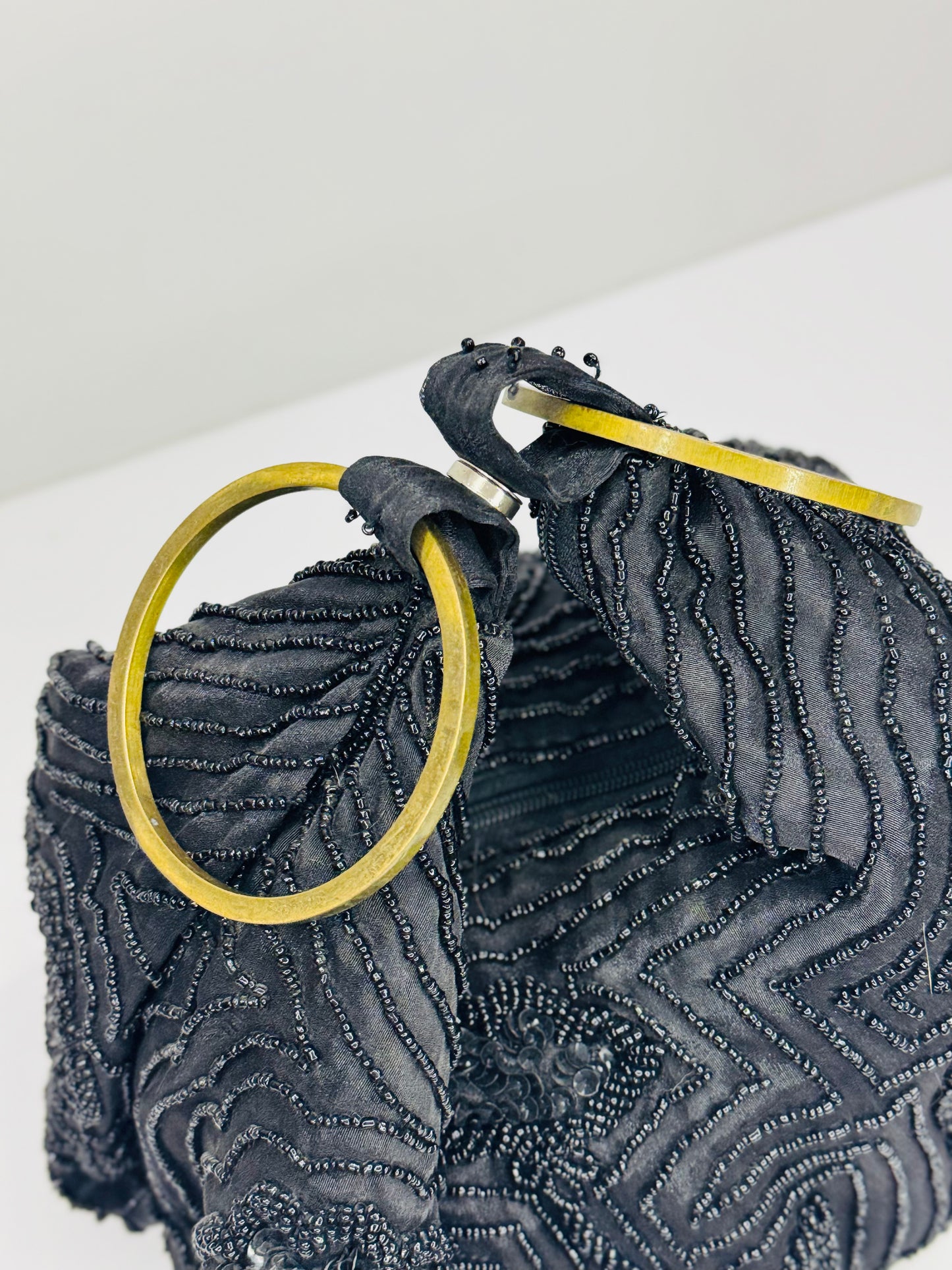 BEADED | BANGLE BAG