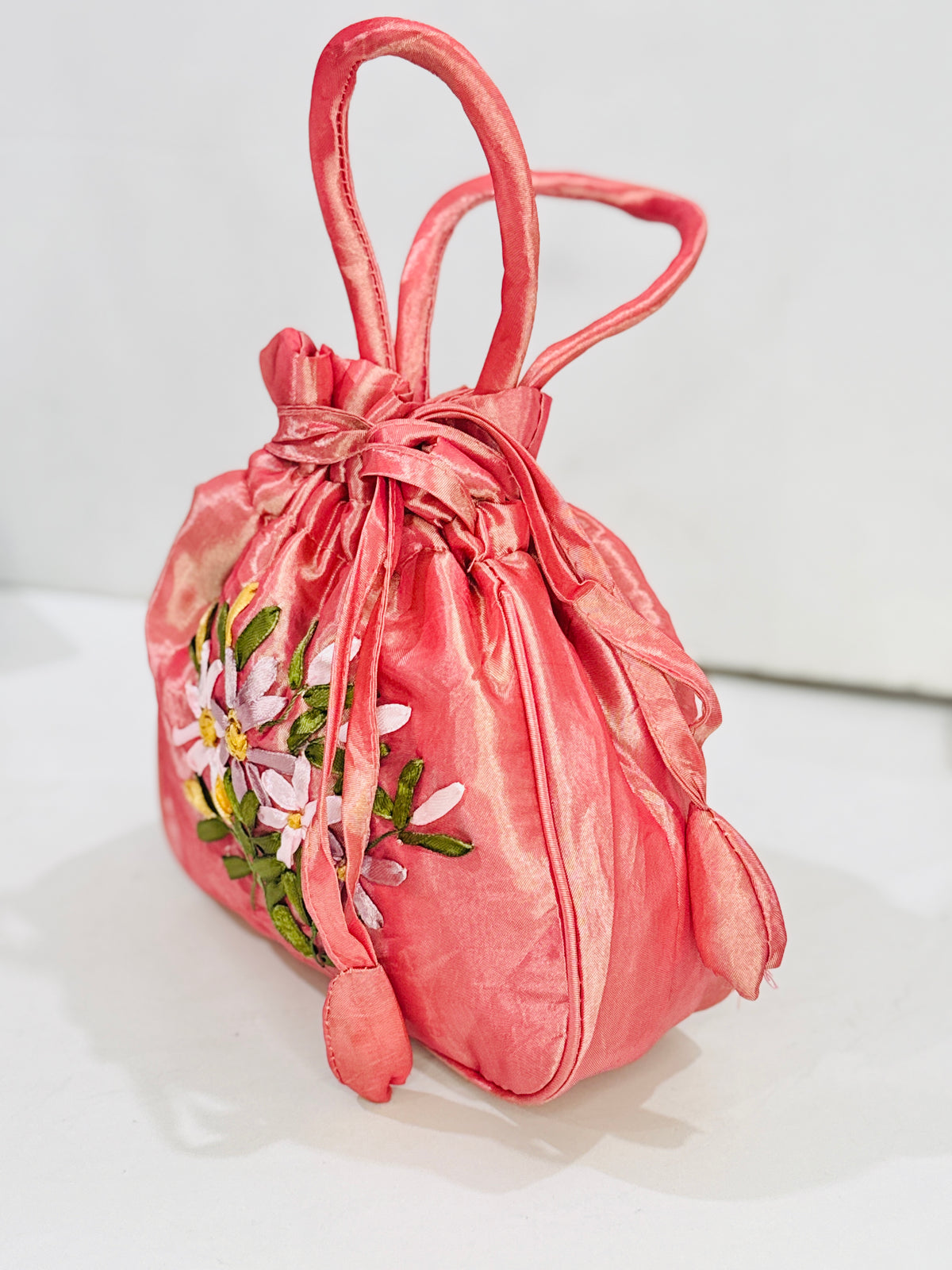 RIBBON | EMBROIDERED BAG