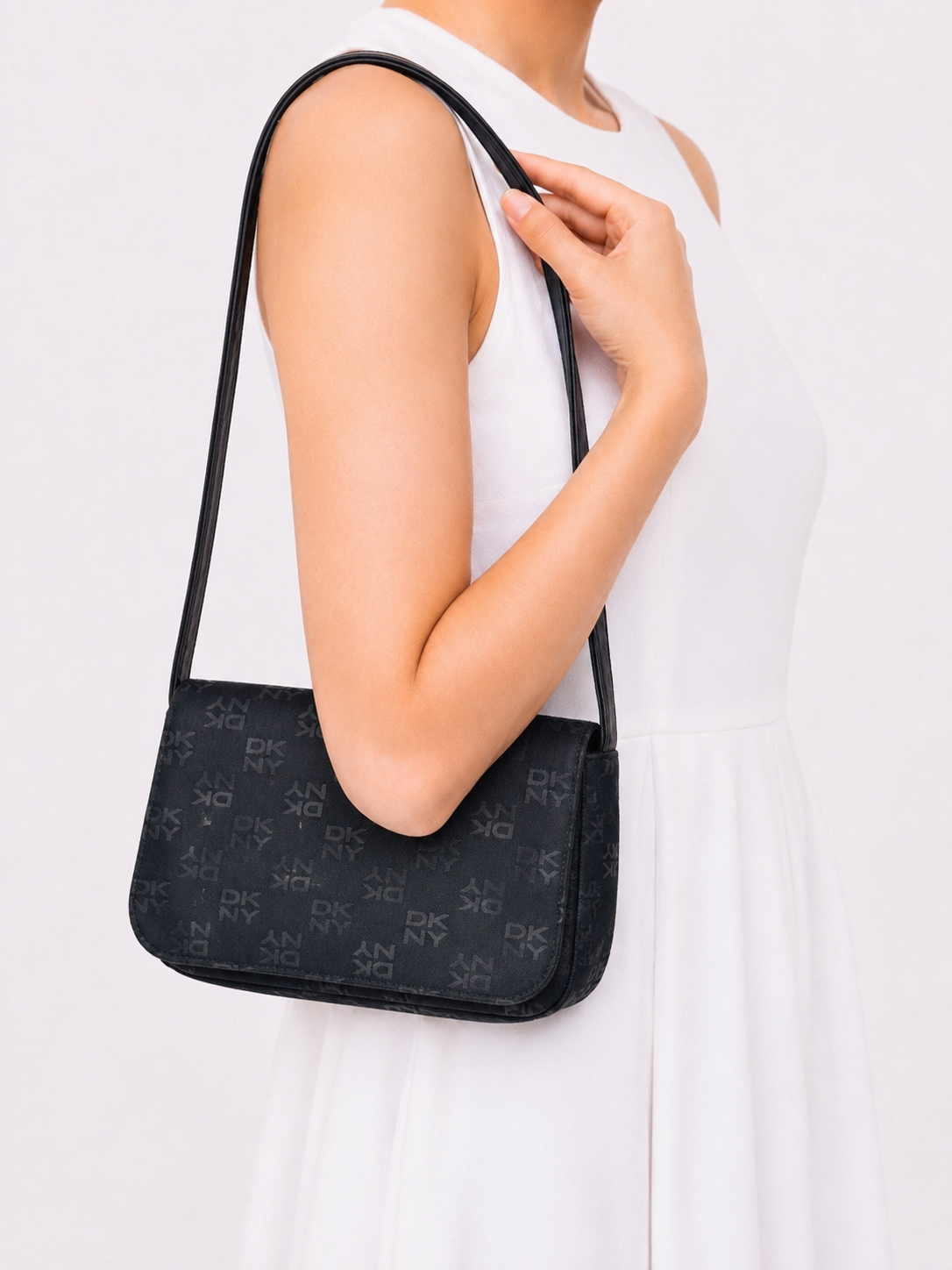 DKNY