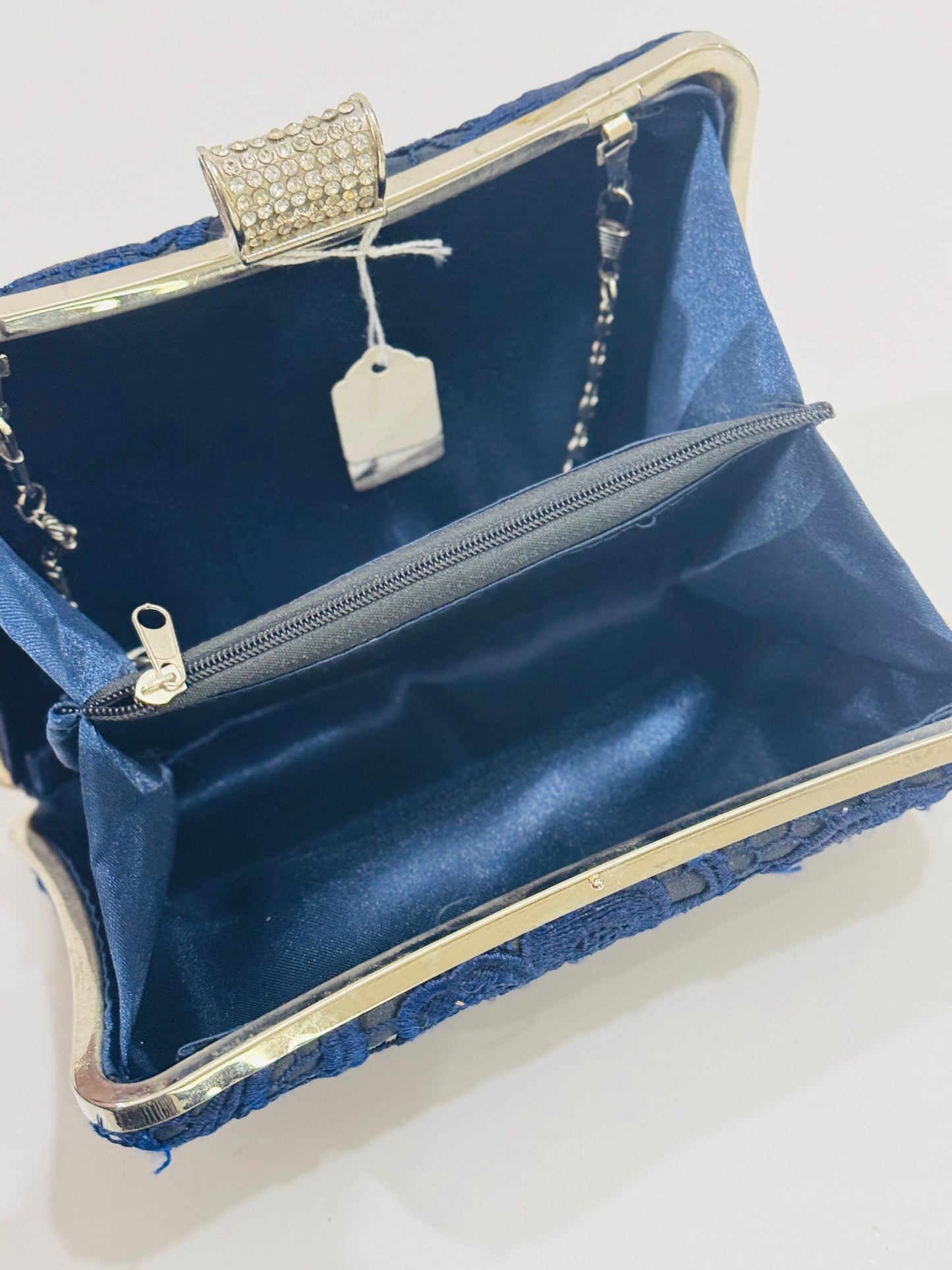 BOX | CLUTCH