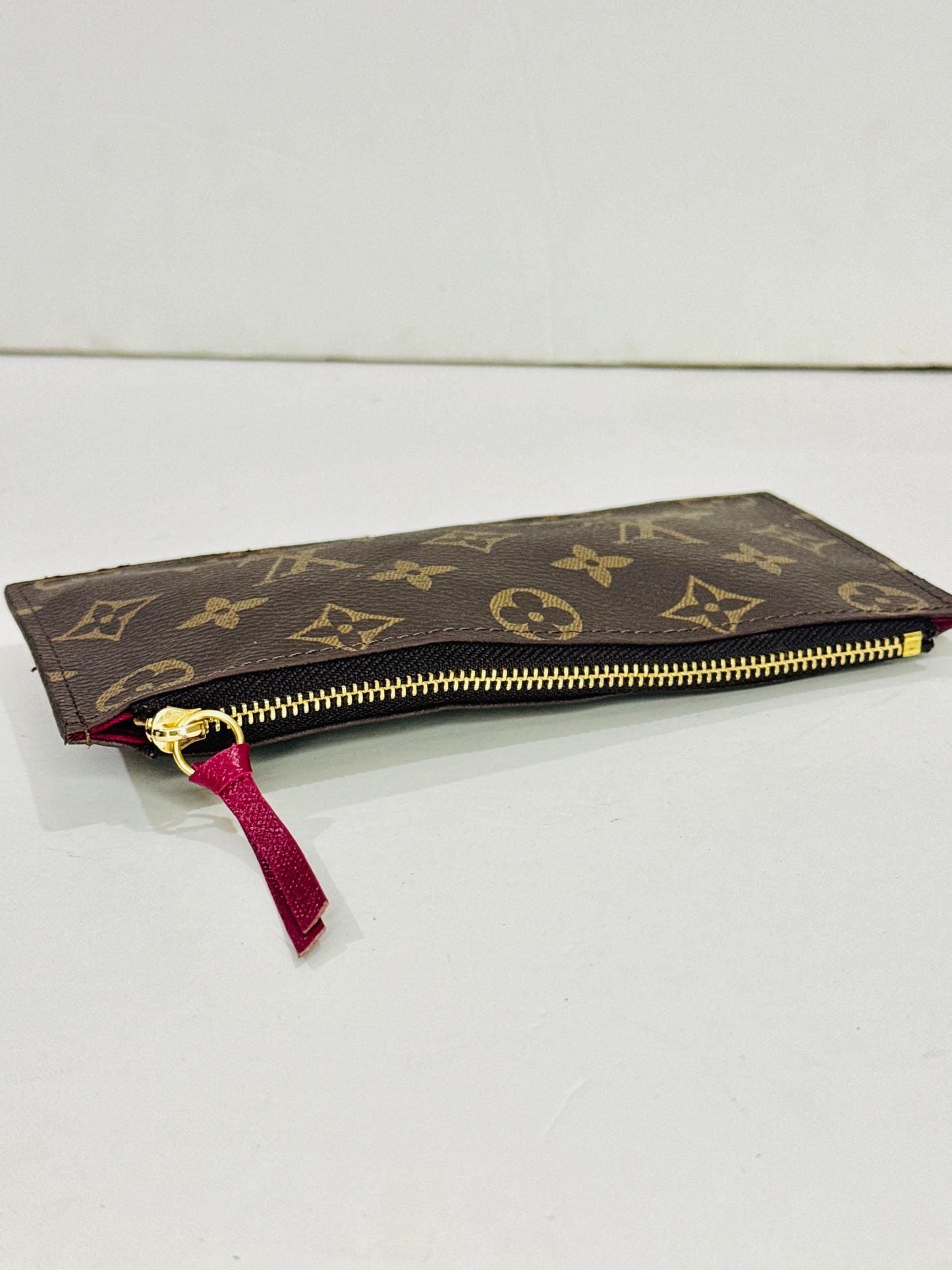 LV