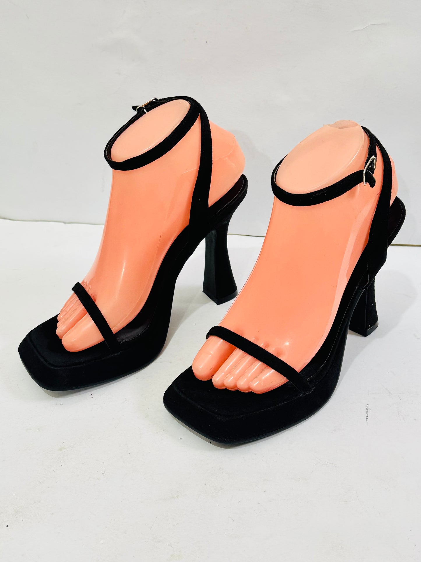 Zcode Suede Heels |pk 8/9