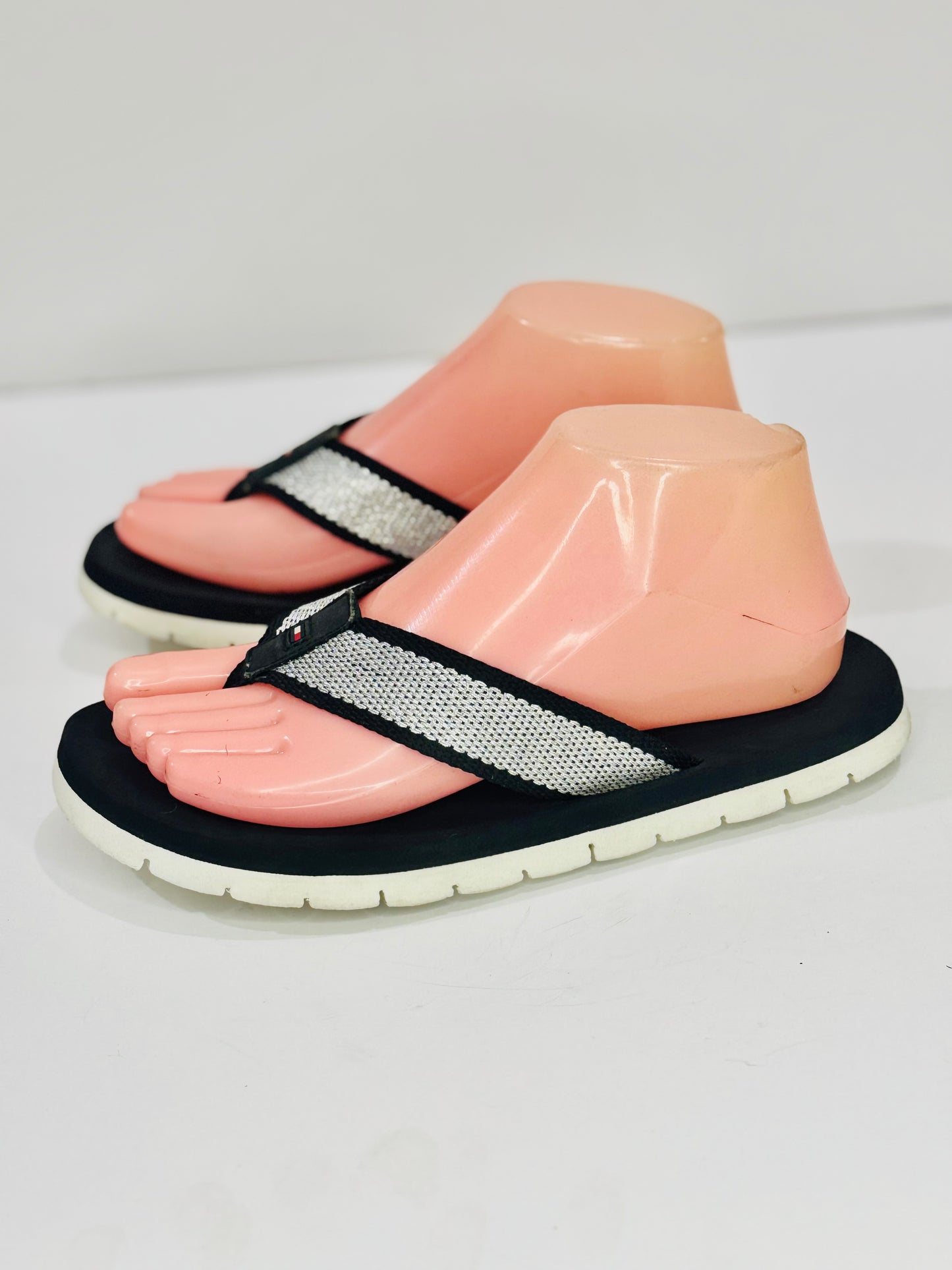 TOMMY HILFIGER | 38