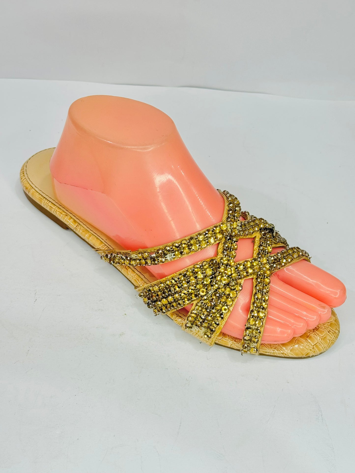 Fancy | Flats 39-40