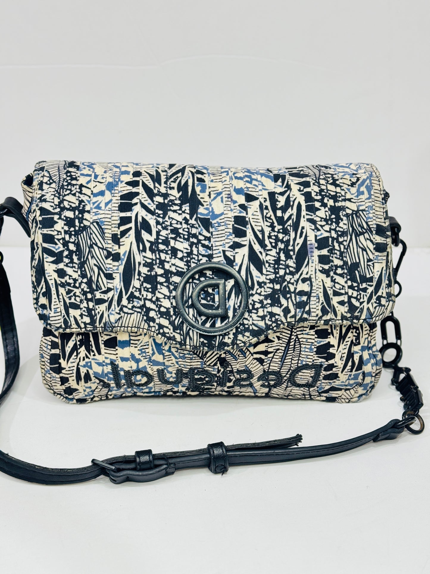 Desigual