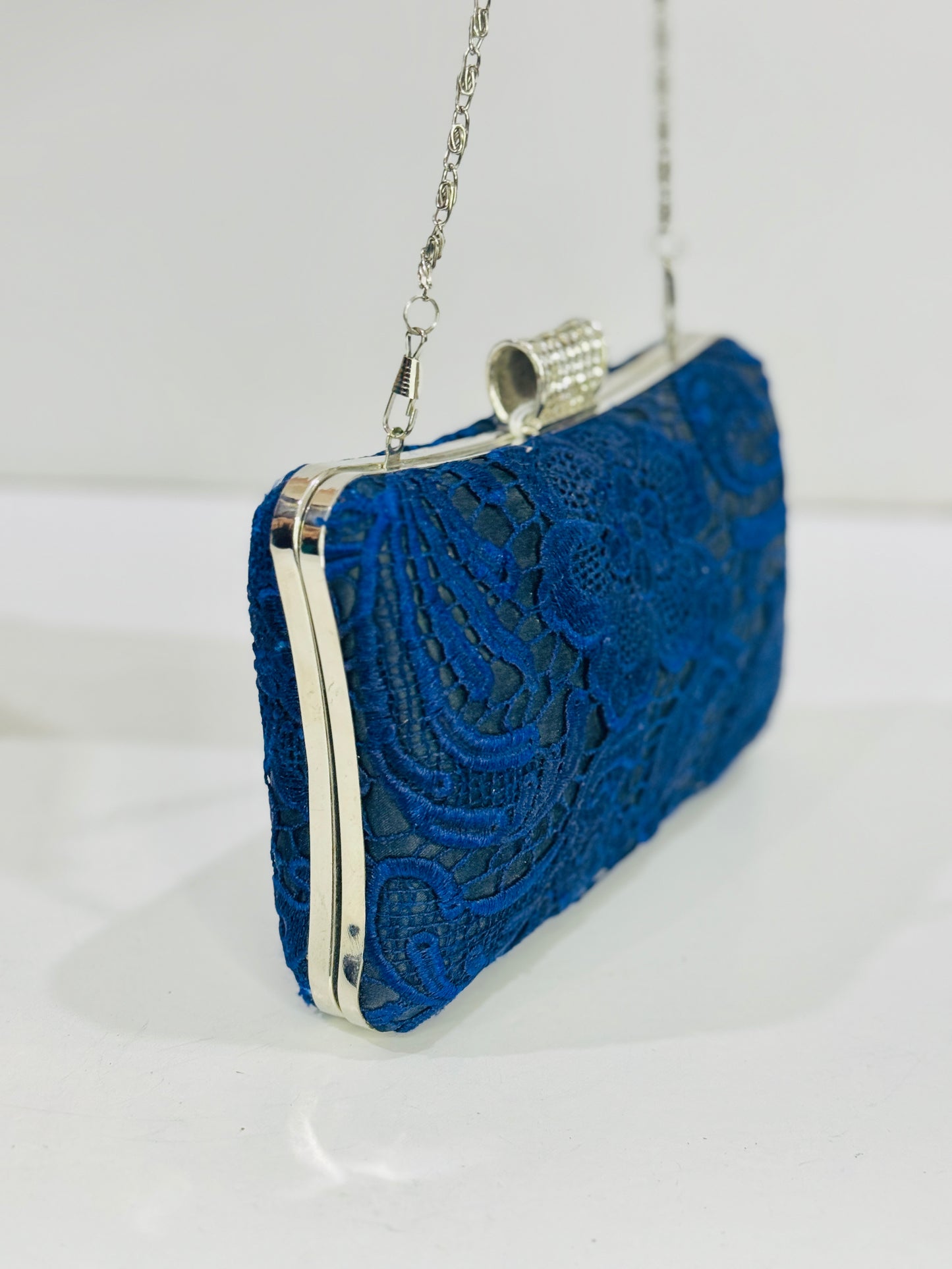 BOX | CLUTCH