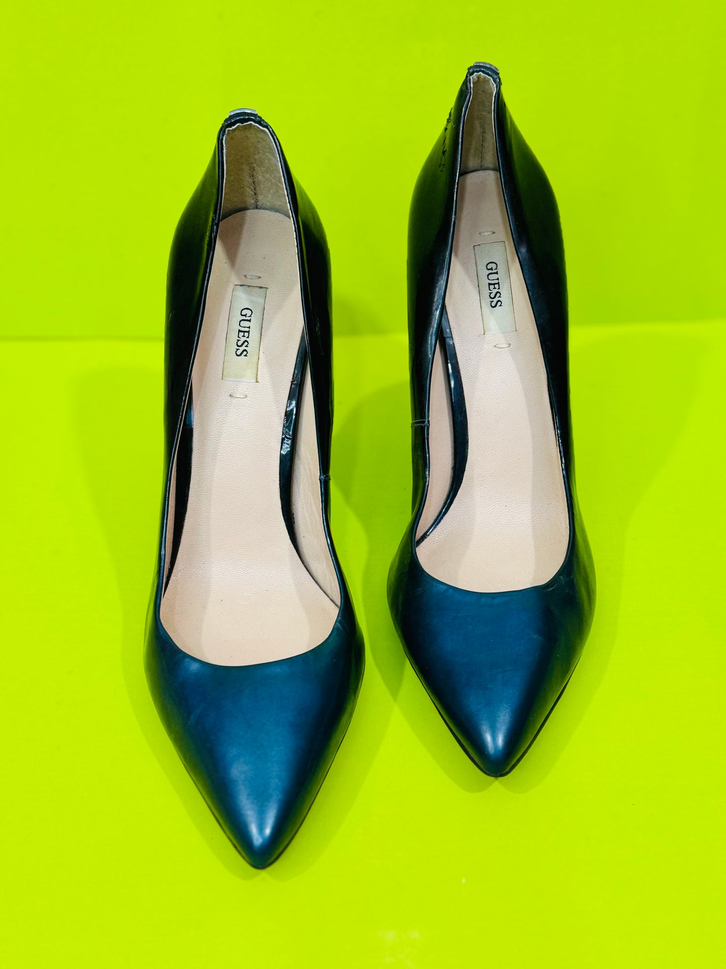 GUESS | 39/40