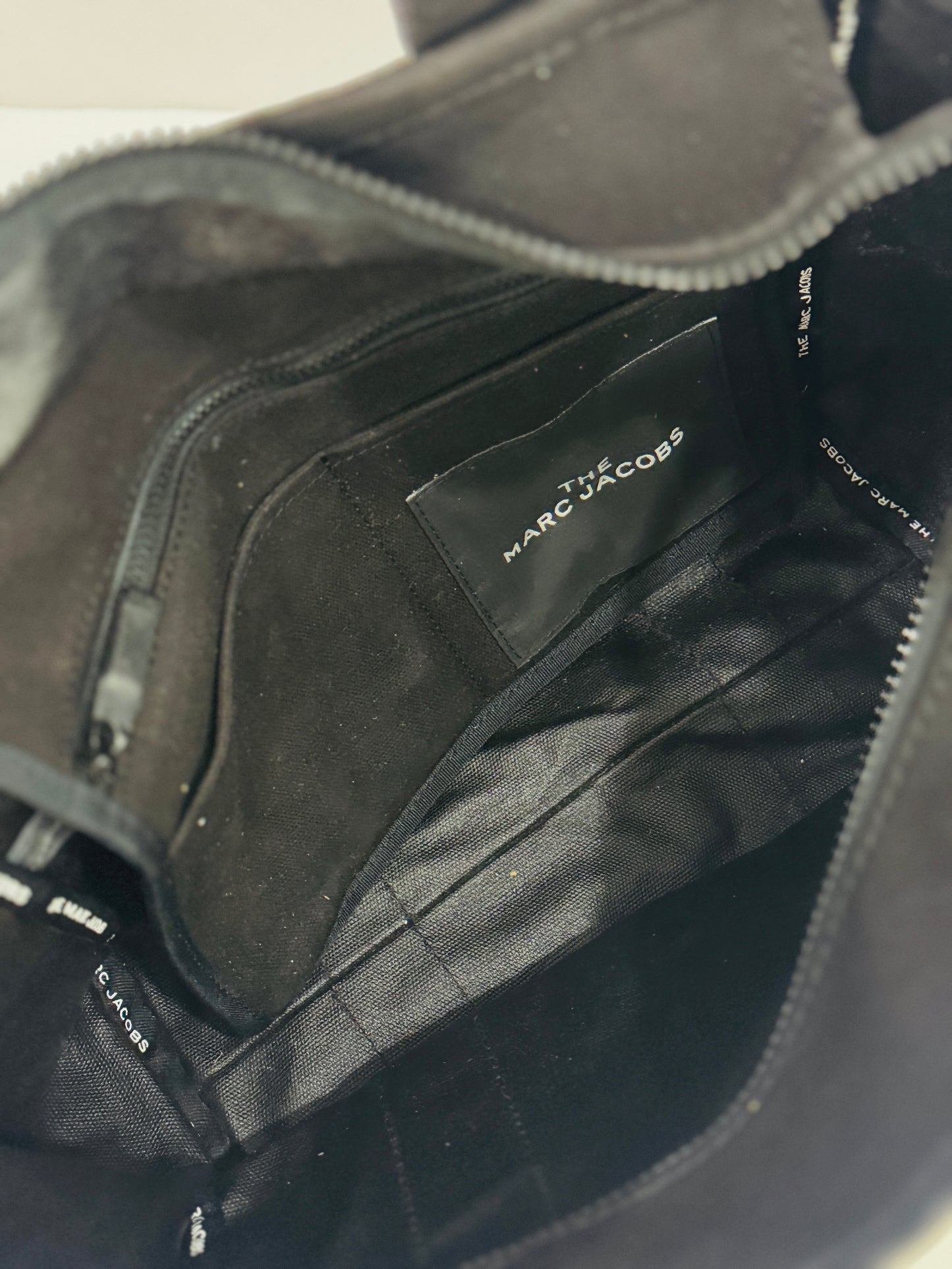 MARC JACOBS