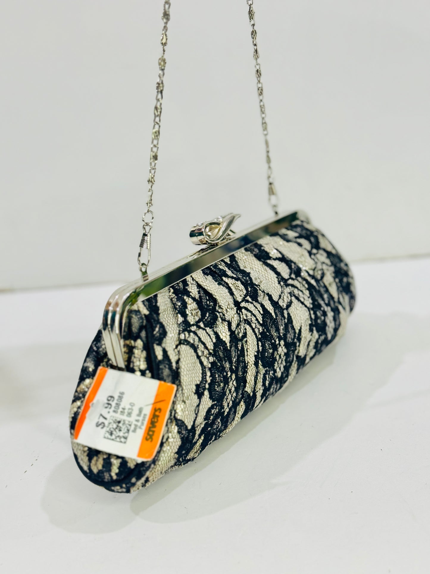 C&B | LACE CLUTCH
