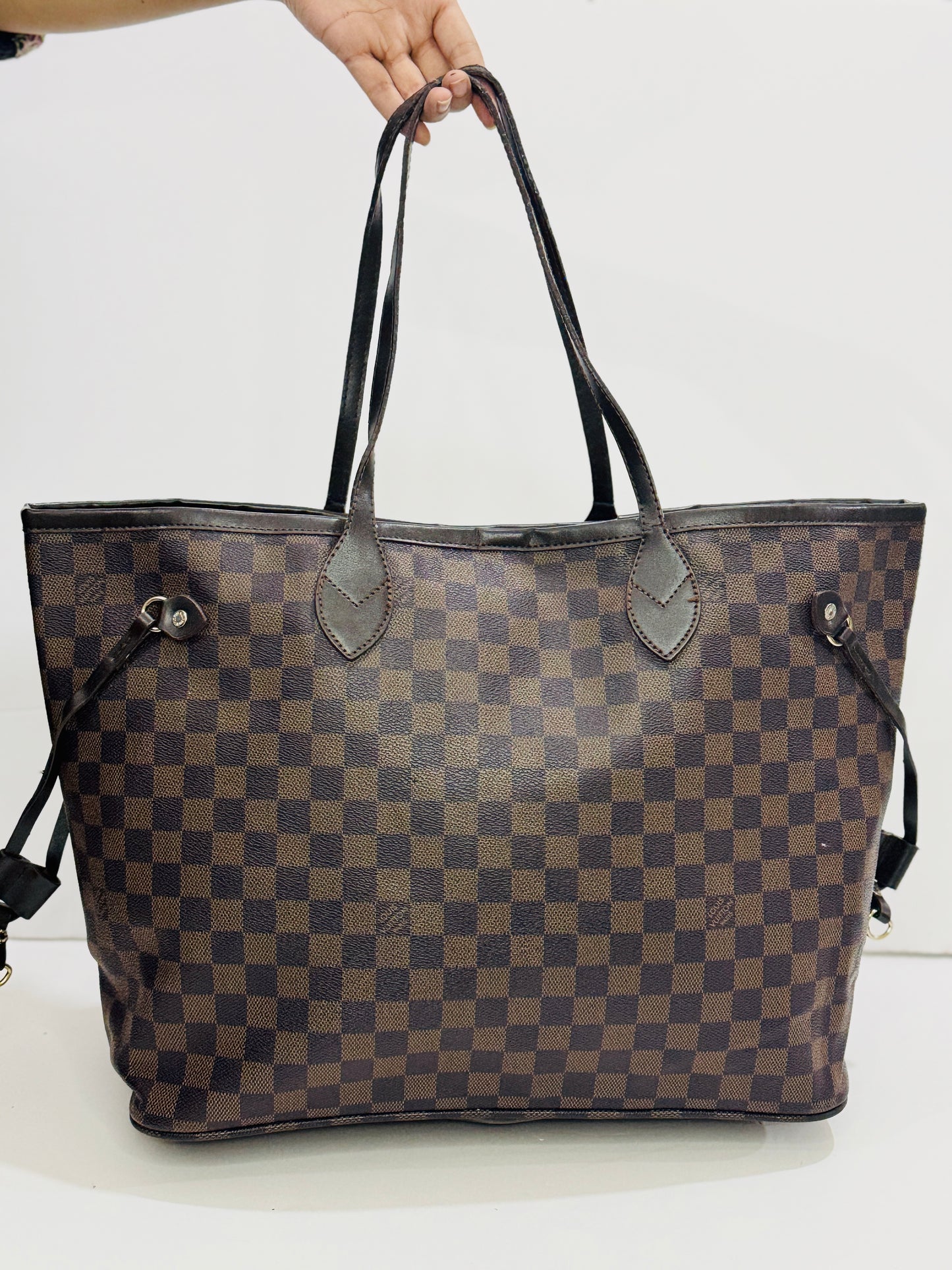 LV