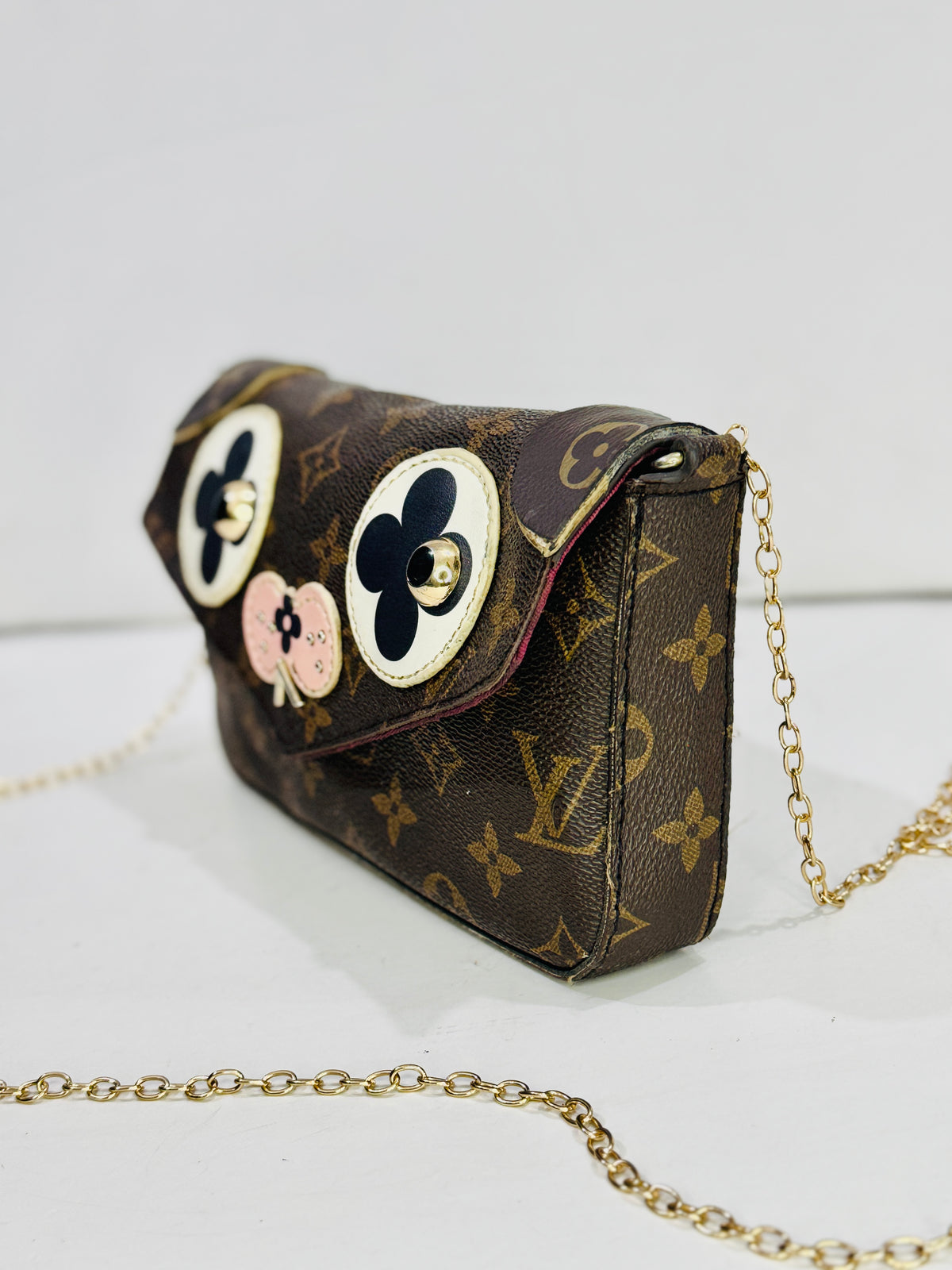 LV